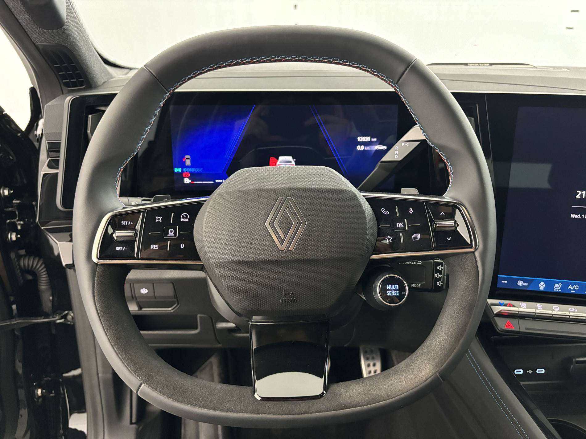 Vente en ligne Renault Rafale  E-Tech full hybrid 200 ch au prix de 40 990 €