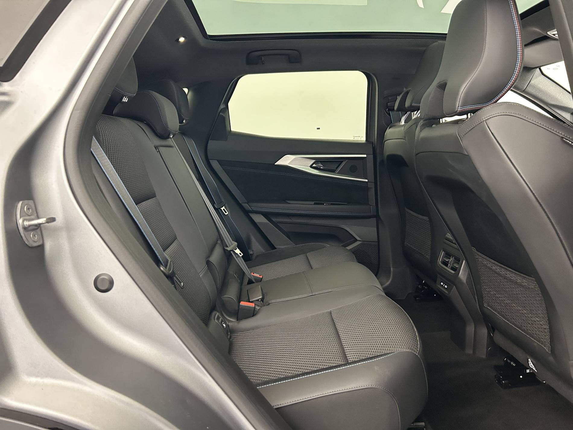 Vente en ligne Renault Austral  full hybrid E-Tech 200 ch au prix de 38 990 €