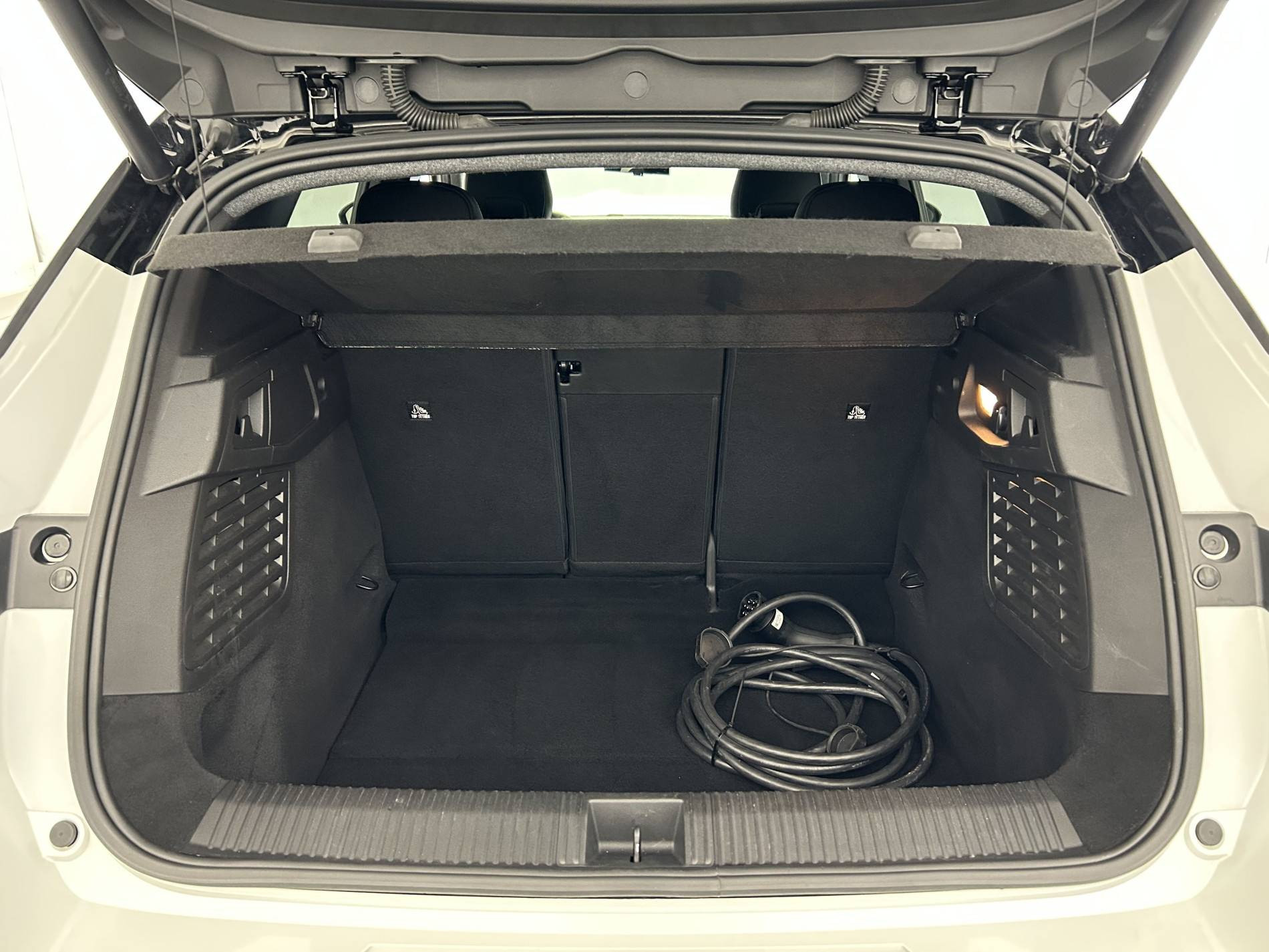 Vente en ligne Renault Scenic E-Tech Scenic E-Tech électrique 220 ch grande autonomie au prix de 42 990 €