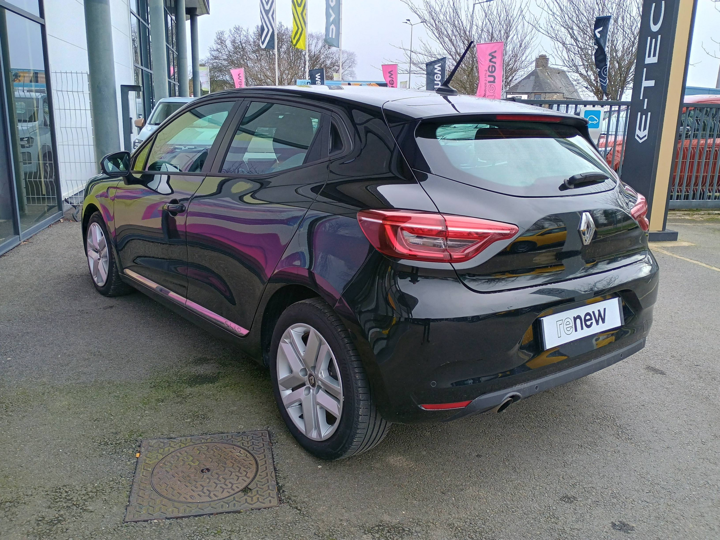 Vente en ligne Renault Clio 5 Clio Blue dCi 100 - 21N au prix de 13 690 €
