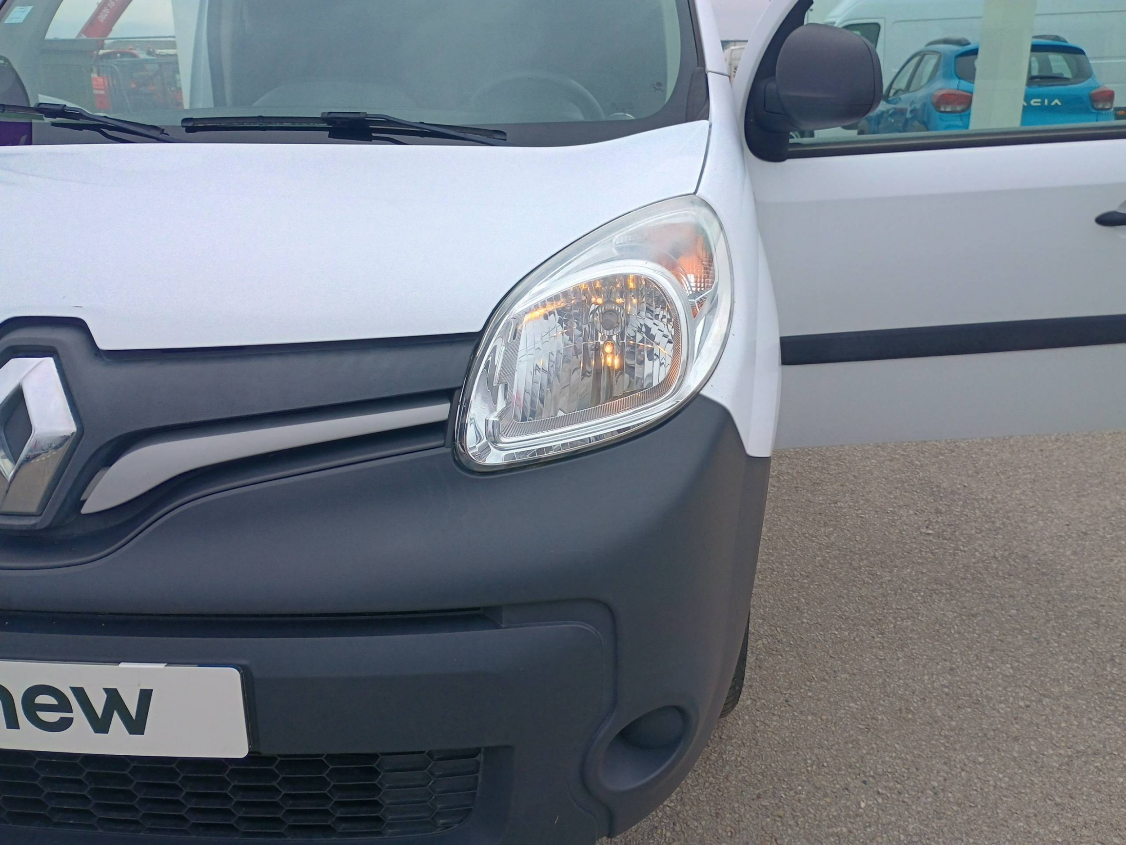 Vente en ligne Renault Kangoo Express  BLUE DCI 80 au prix de 12 290 €