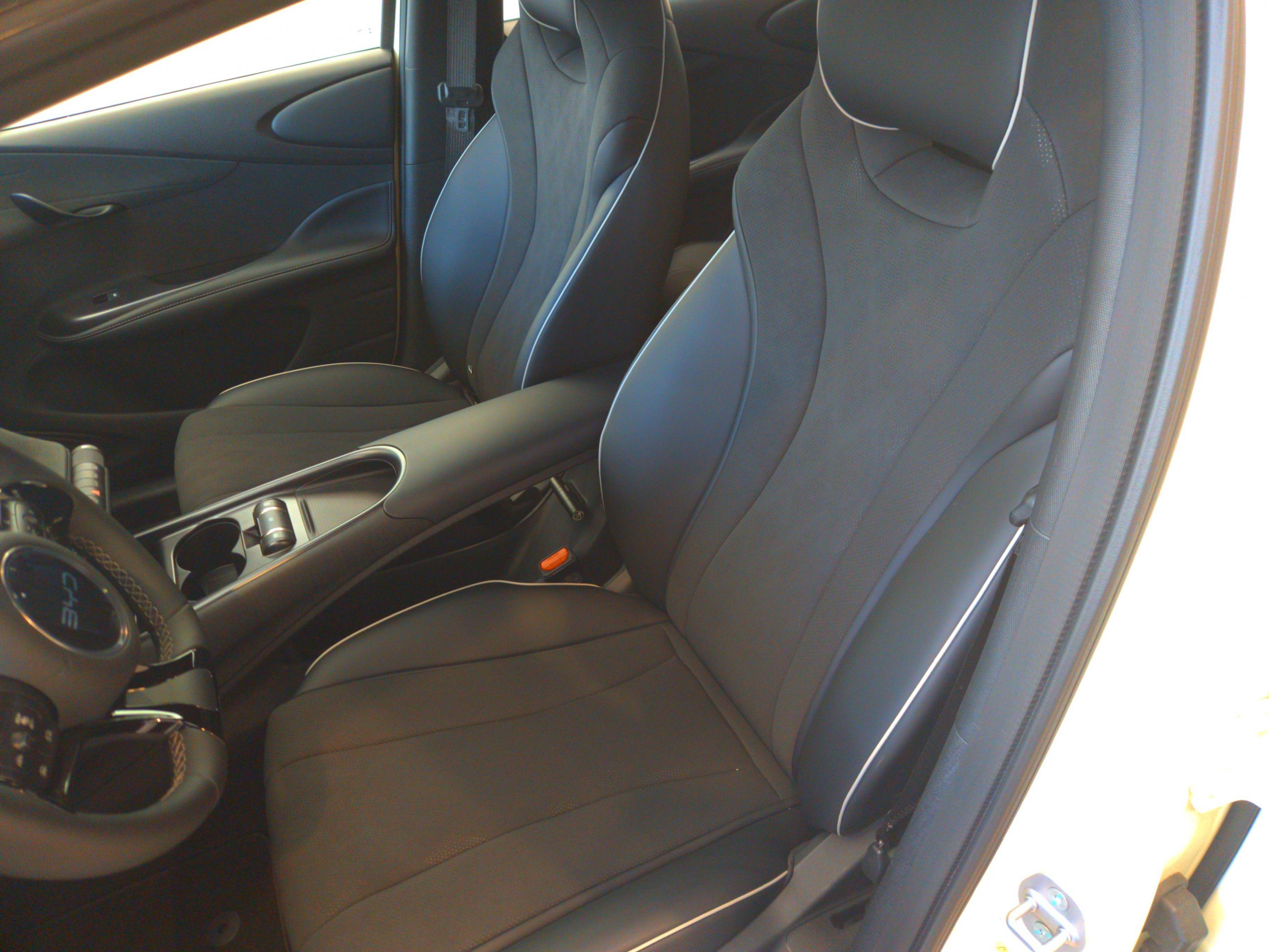 Vente en ligne Byd Dolphin  60,4 kWh 204 ch au prix de 27 990 €