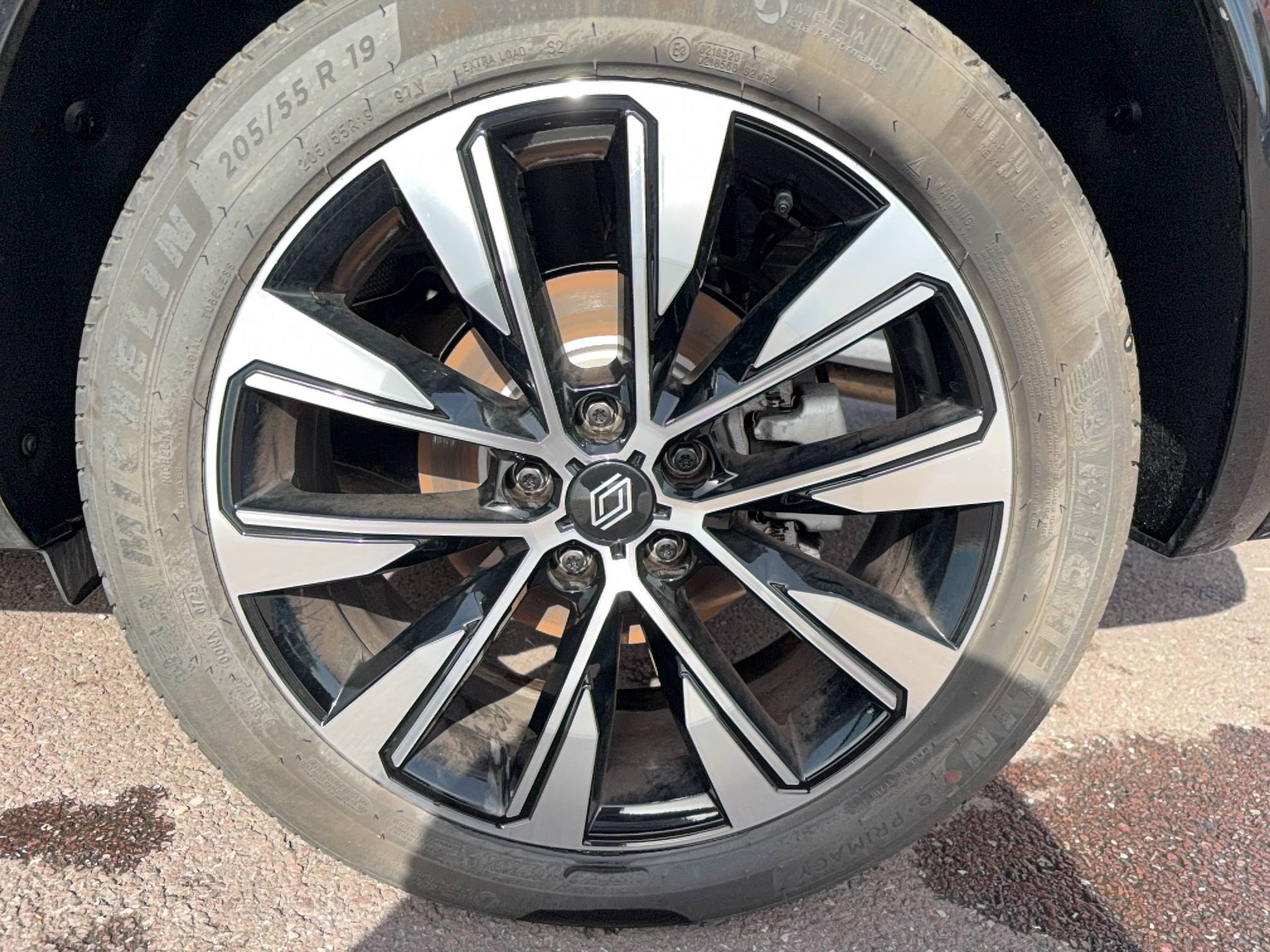 Vente en ligne Renault Espace Espace E-Tech full hybrid 200 GSR2 au prix de 35 490 €