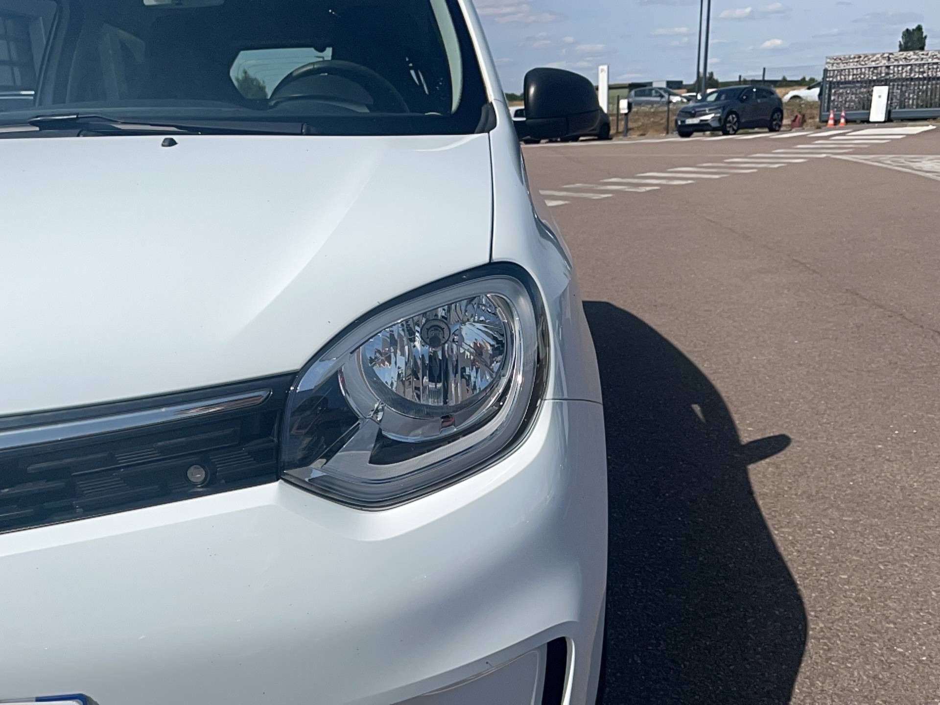 Vente en ligne Renault Twingo Electrique Twingo III E-Tech au prix de 12 491 €