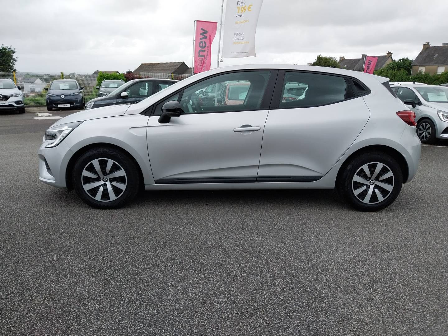 Vente en ligne Renault Clio 5 Clio TCe 90 au prix de 13 990 €
