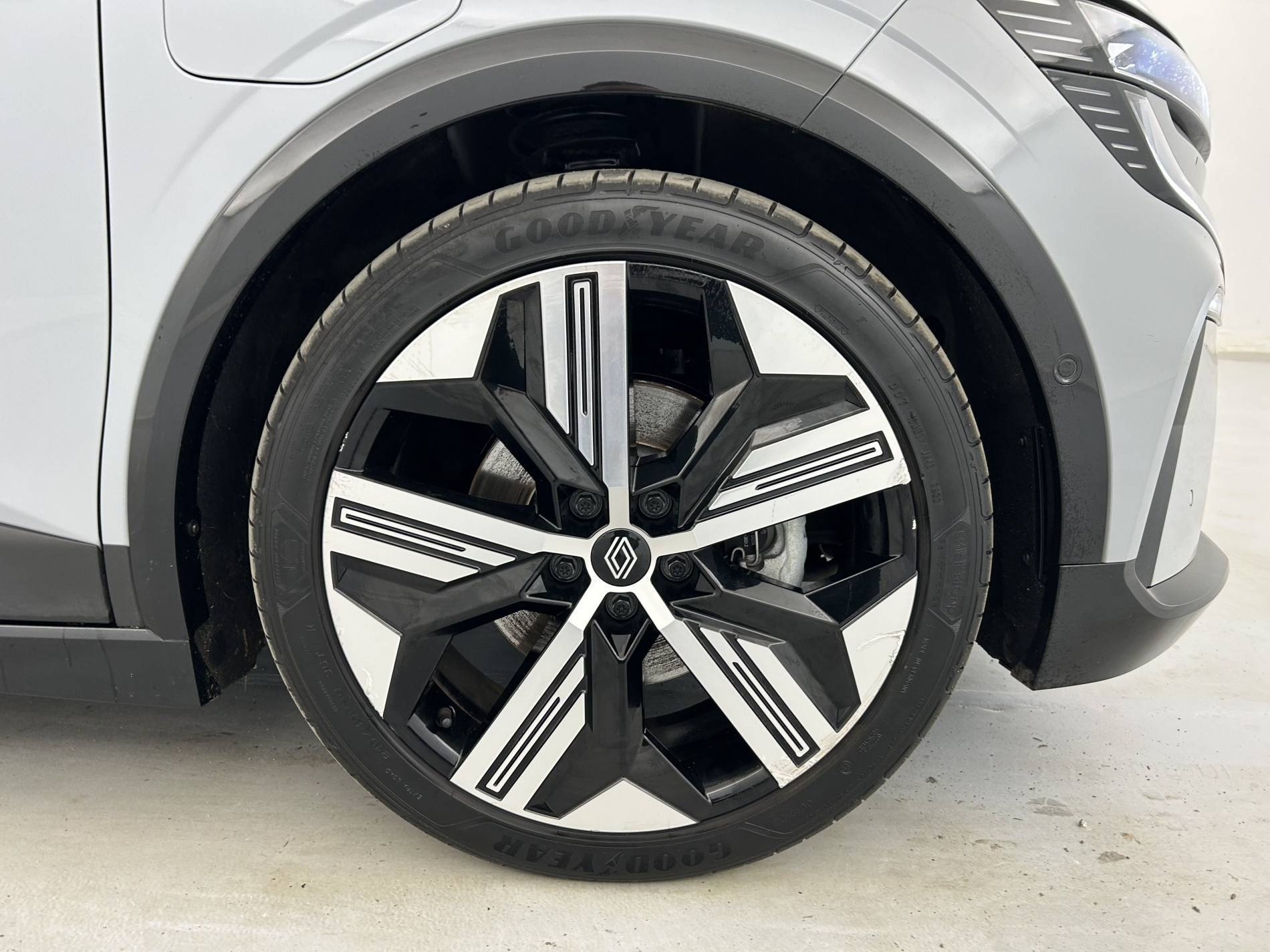 Vente en ligne Renault Megane E-Tech  EV60 220 ch optimum charge au prix de 27 990 €