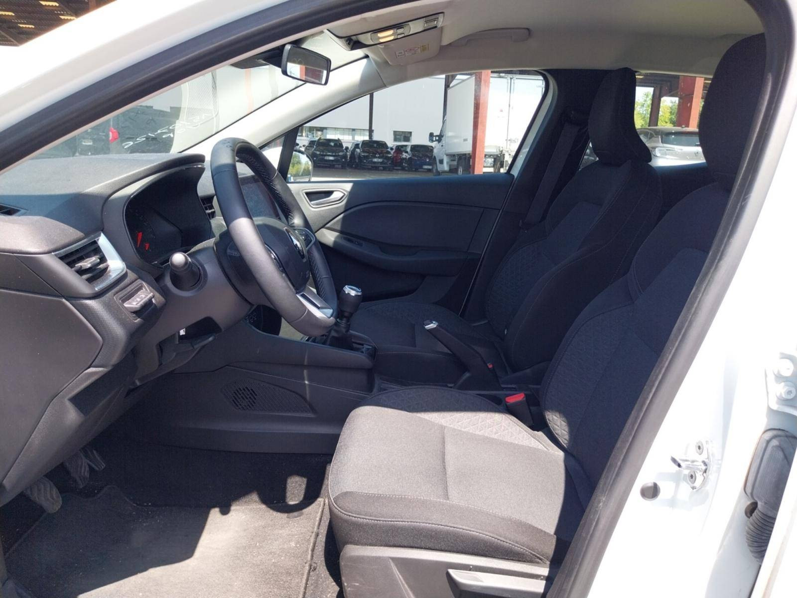 Vente en ligne Renault Clio 5 Clio SCe 65 - 21N au prix de 12 490 €