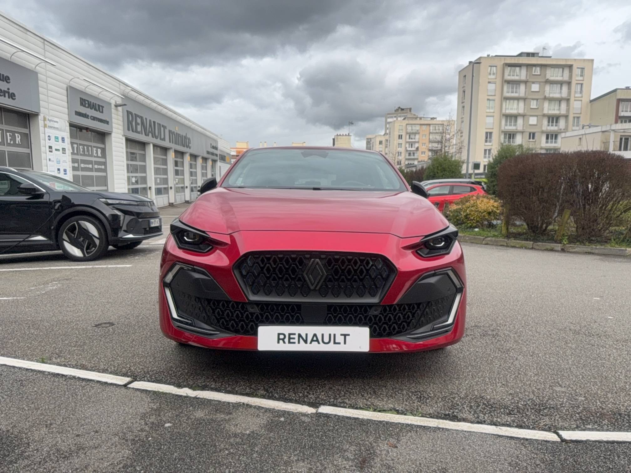 Vente en ligne Renault Clio 6 Clio E-Tech full hybrid 160 ch au prix de 28 990 €