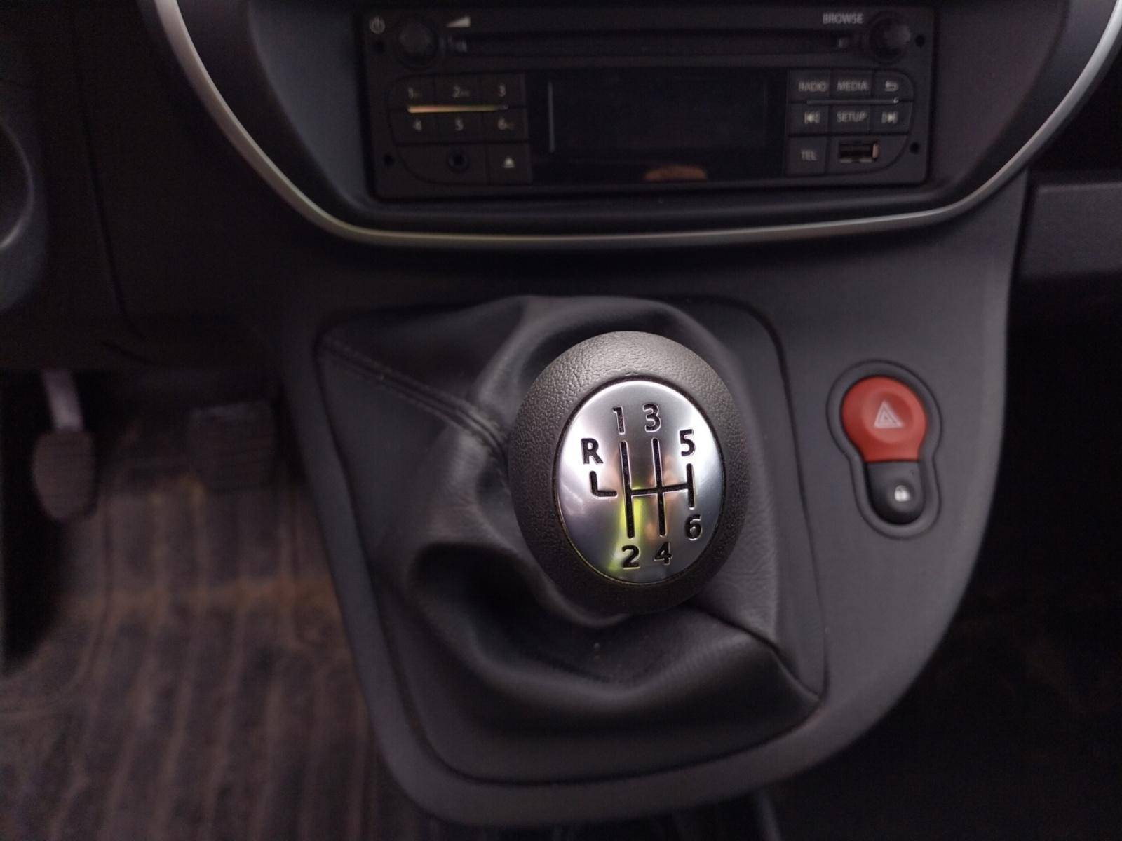 Vente en ligne Renault Kangoo Express  BLUE DCI 95 au prix de 11 990 €