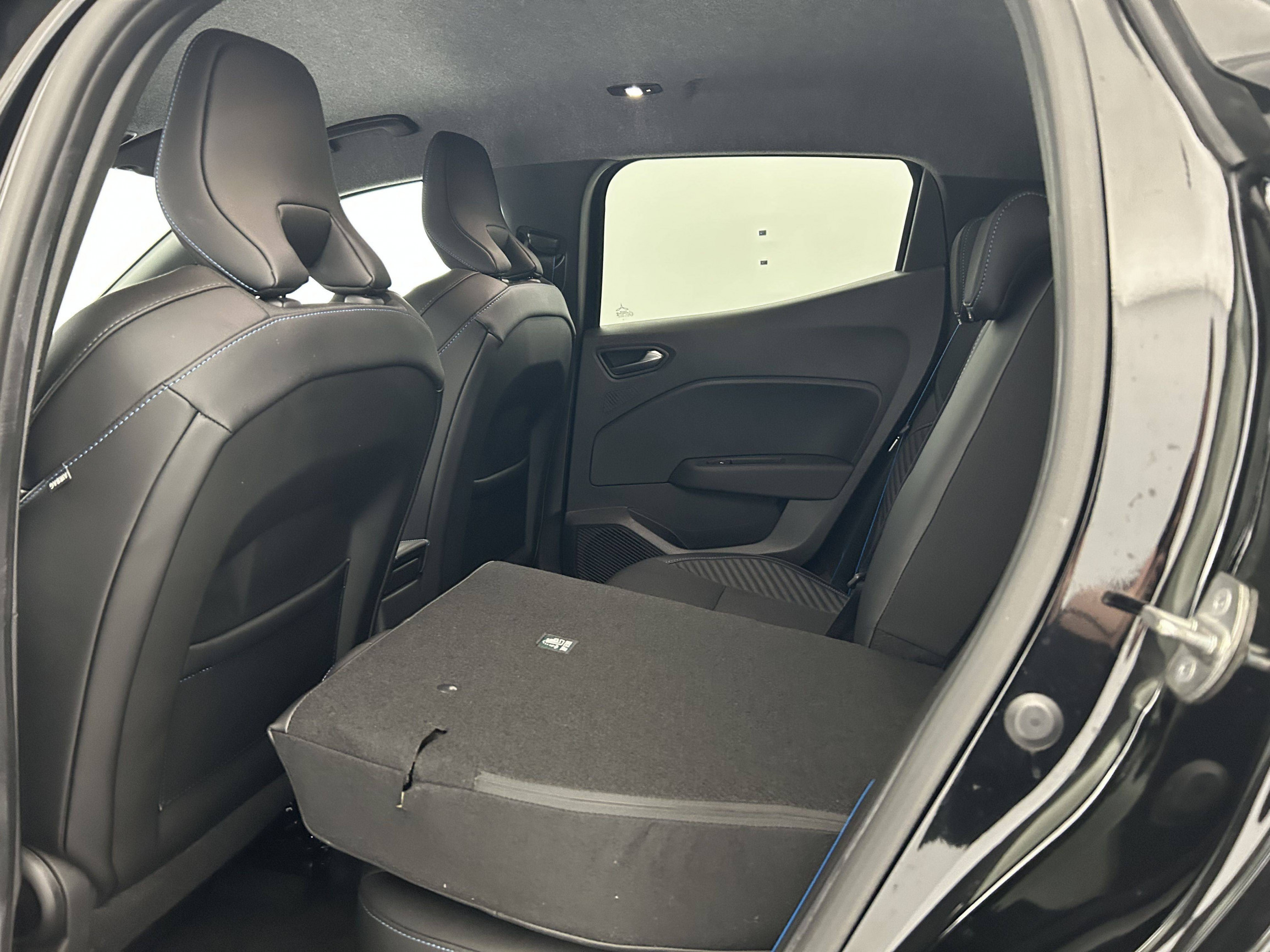 Vente en ligne Renault Clio 5 Clio TCe 90 au prix de 18 790 €
