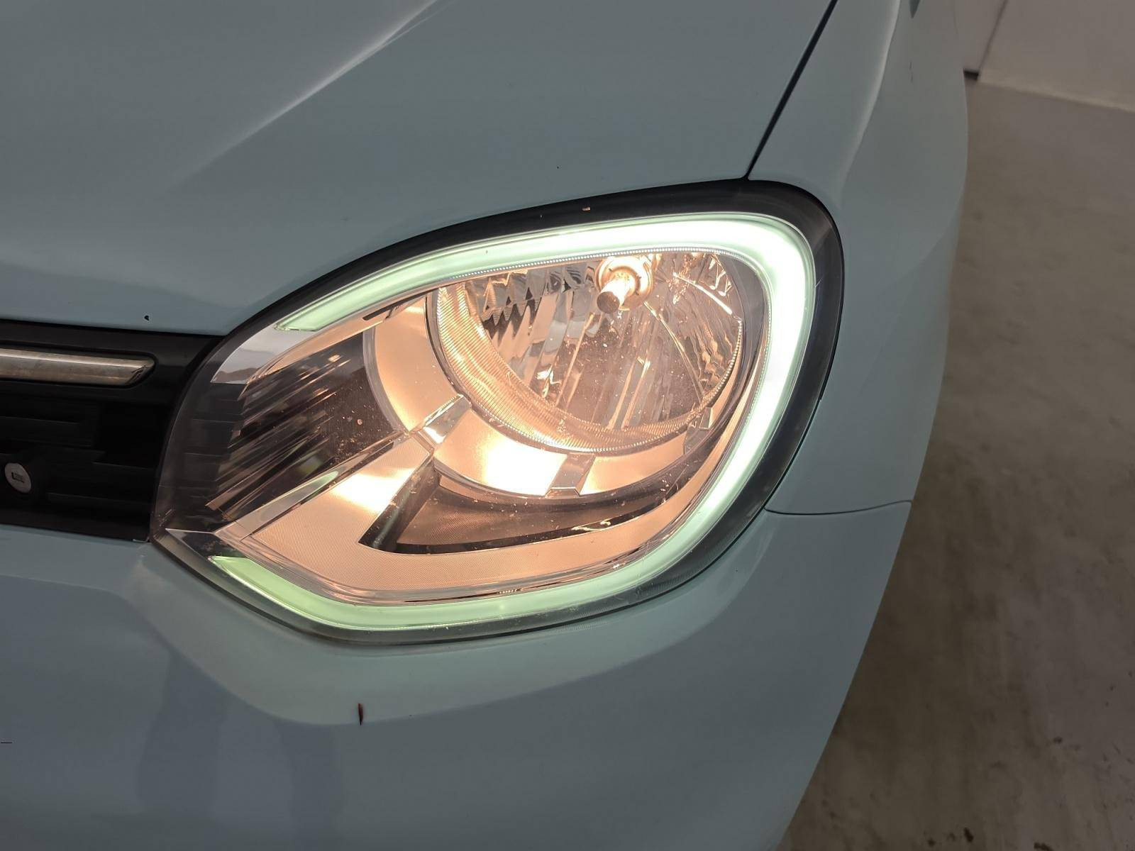 Vente en ligne Renault Twingo Electrique Twingo III E-Tech au prix de 13 490 €