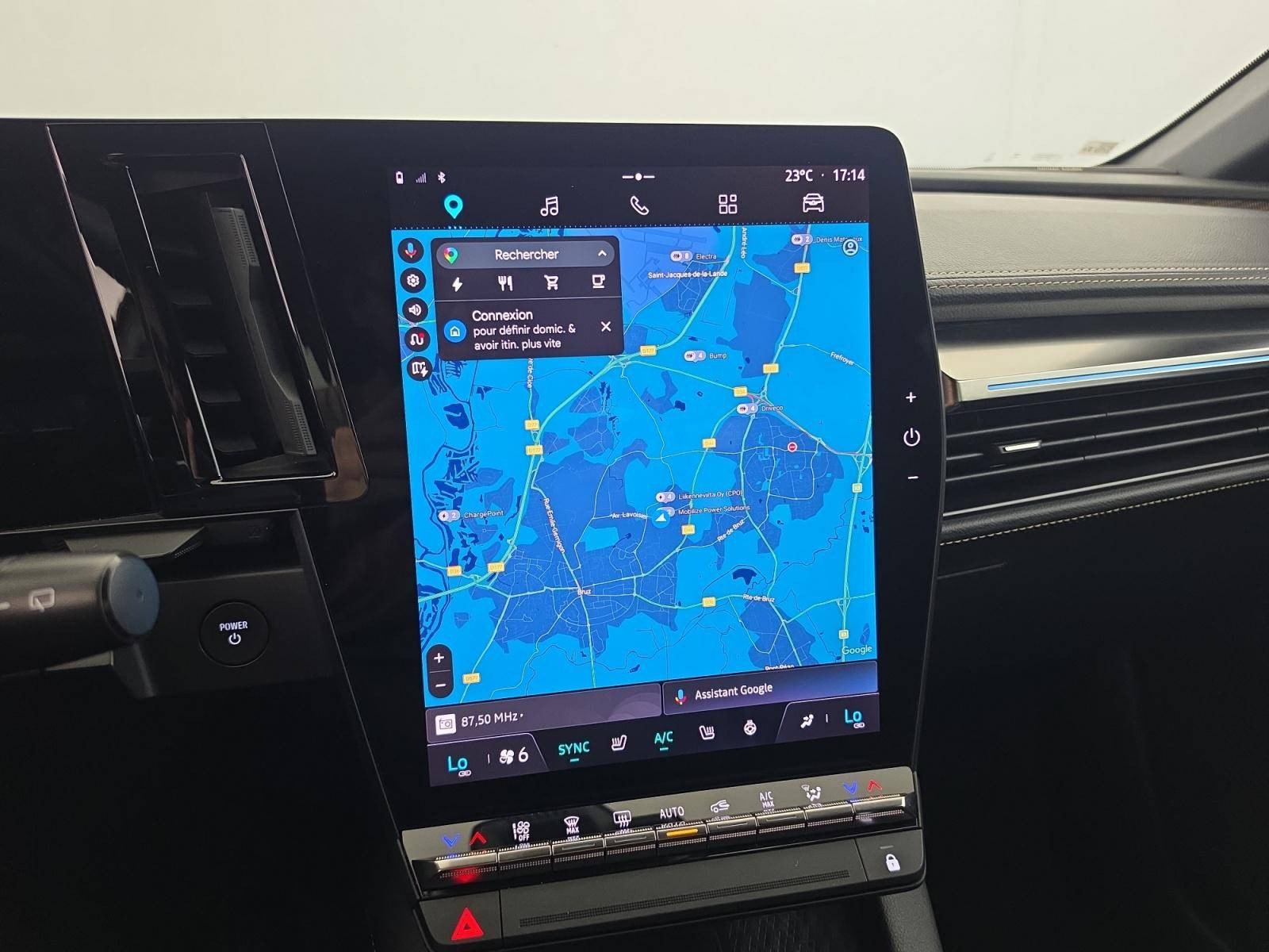 Vente en ligne Renault Megane E-Tech  EV60 220 ch super charge au prix de 26 490 €