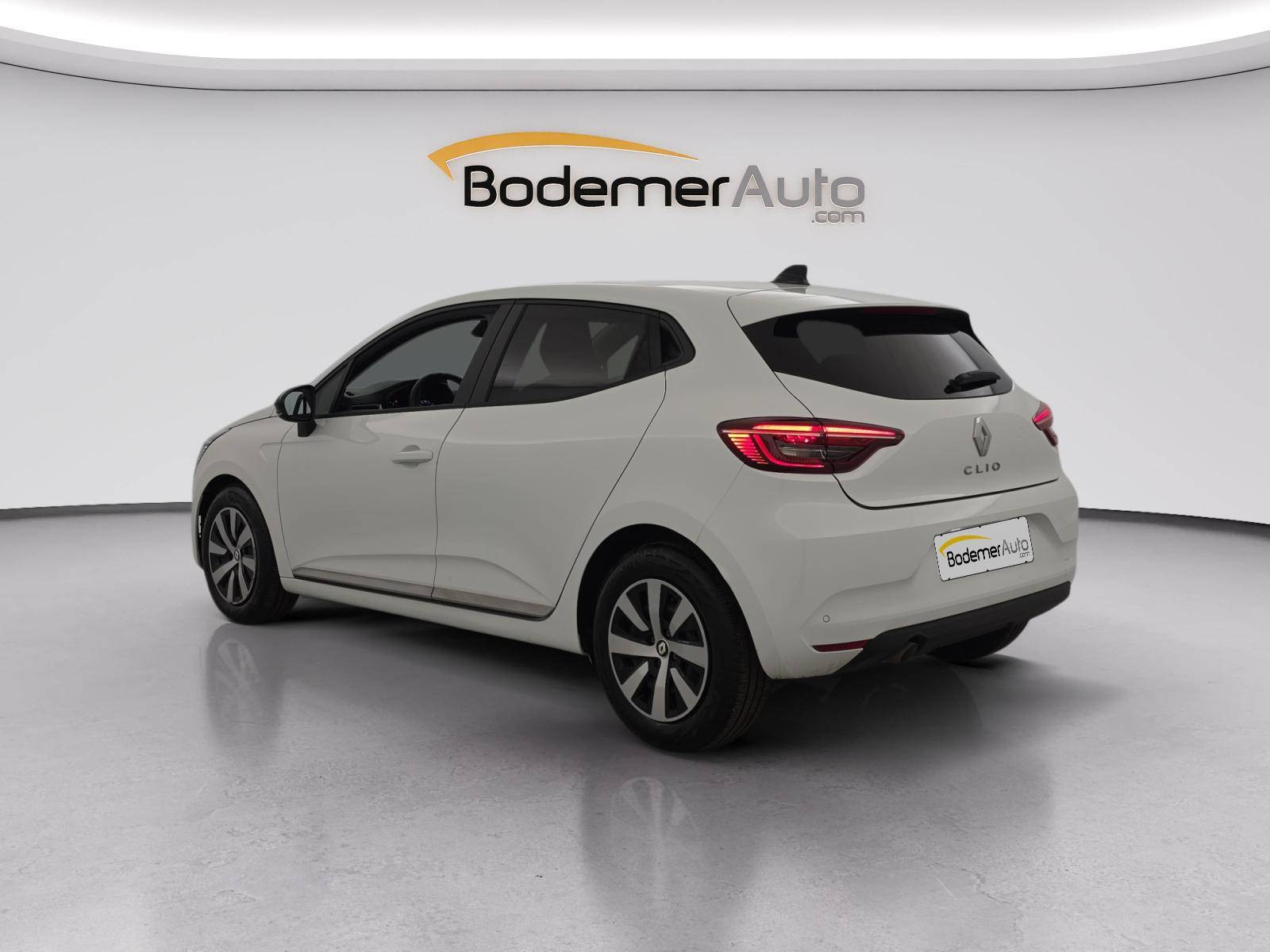 Vente en ligne Renault Clio 5 Clio TCe 90 au prix de 14 990 €