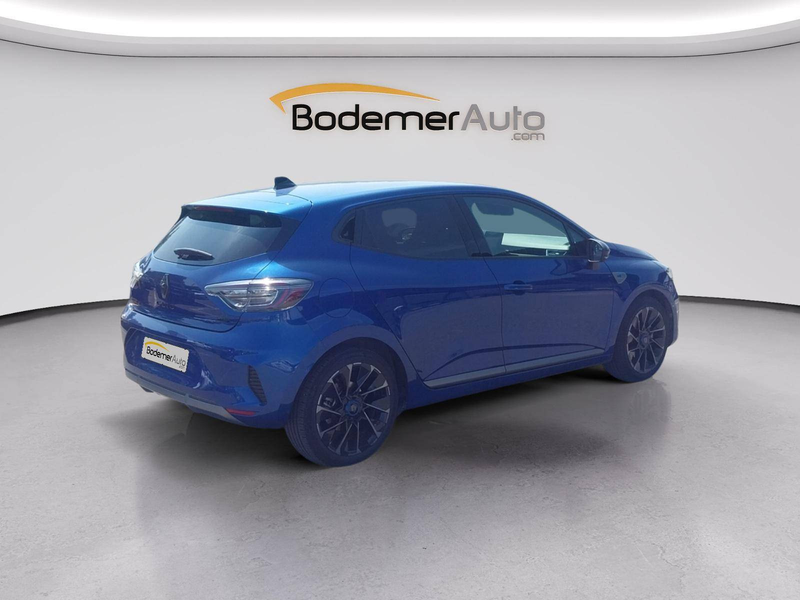 Vente en ligne Renault Clio 5 Clio E-Tech full hybrid 145 au prix de 21 990 €