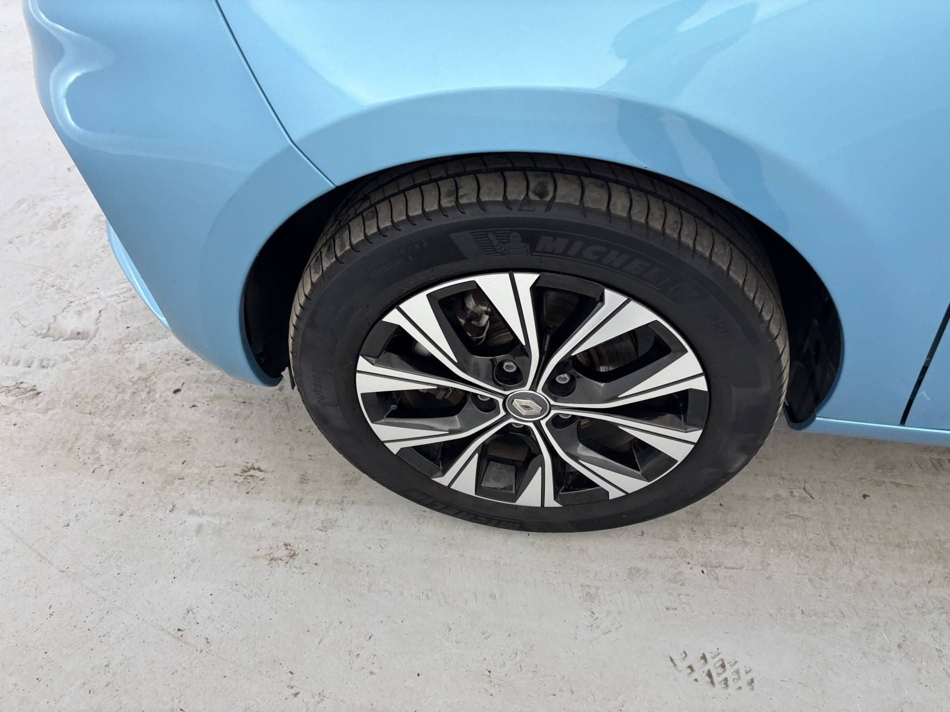 Vente en ligne Renault Zoé Zoe R110 - MY22 au prix de 19 490 €