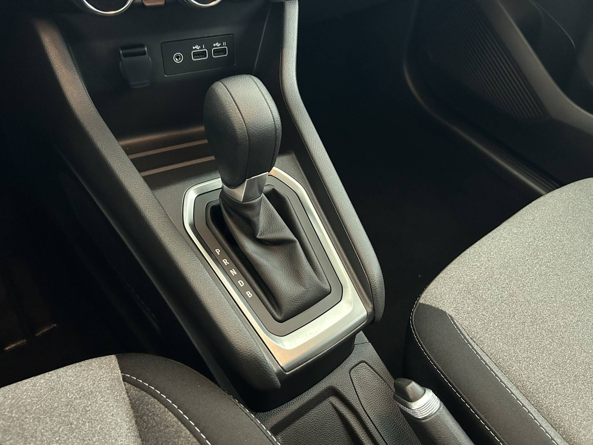 Vente en ligne Renault Clio 5 Clio E-Tech full hybrid 145 ch GSR2 au prix de 19 490 €