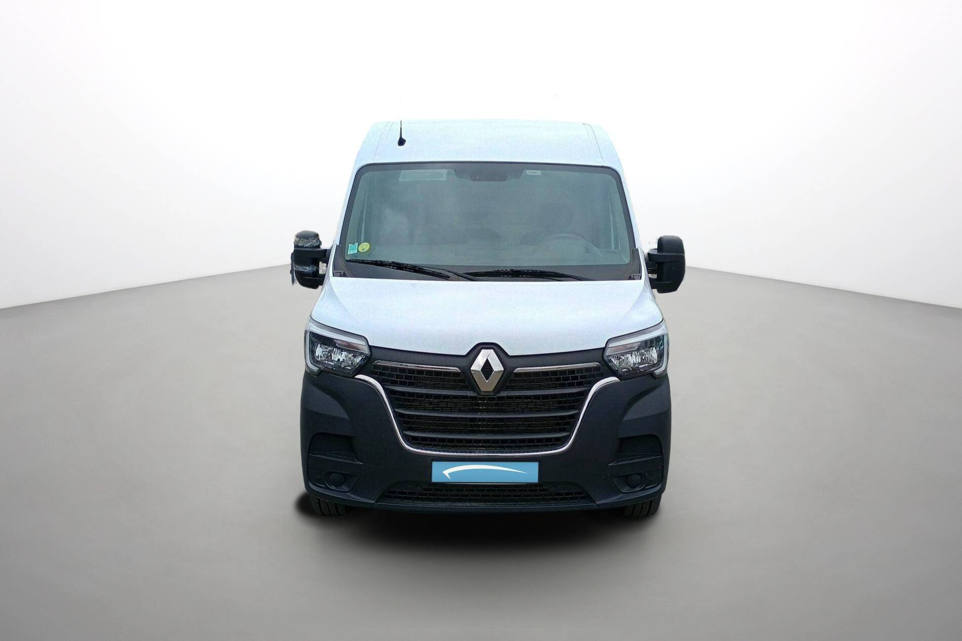 Vente en ligne Renault Master Fourgon MASTER FGN TRAC F3500 L2H2 BLUE DCI 135 au prix de 24 990 €