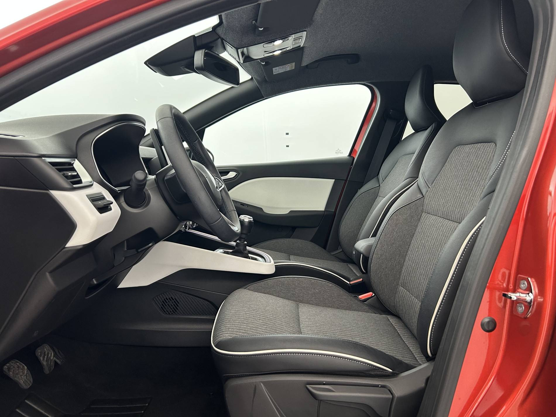 Vente en ligne Renault Clio 5 Clio TCe 90 au prix de 14 990 €
