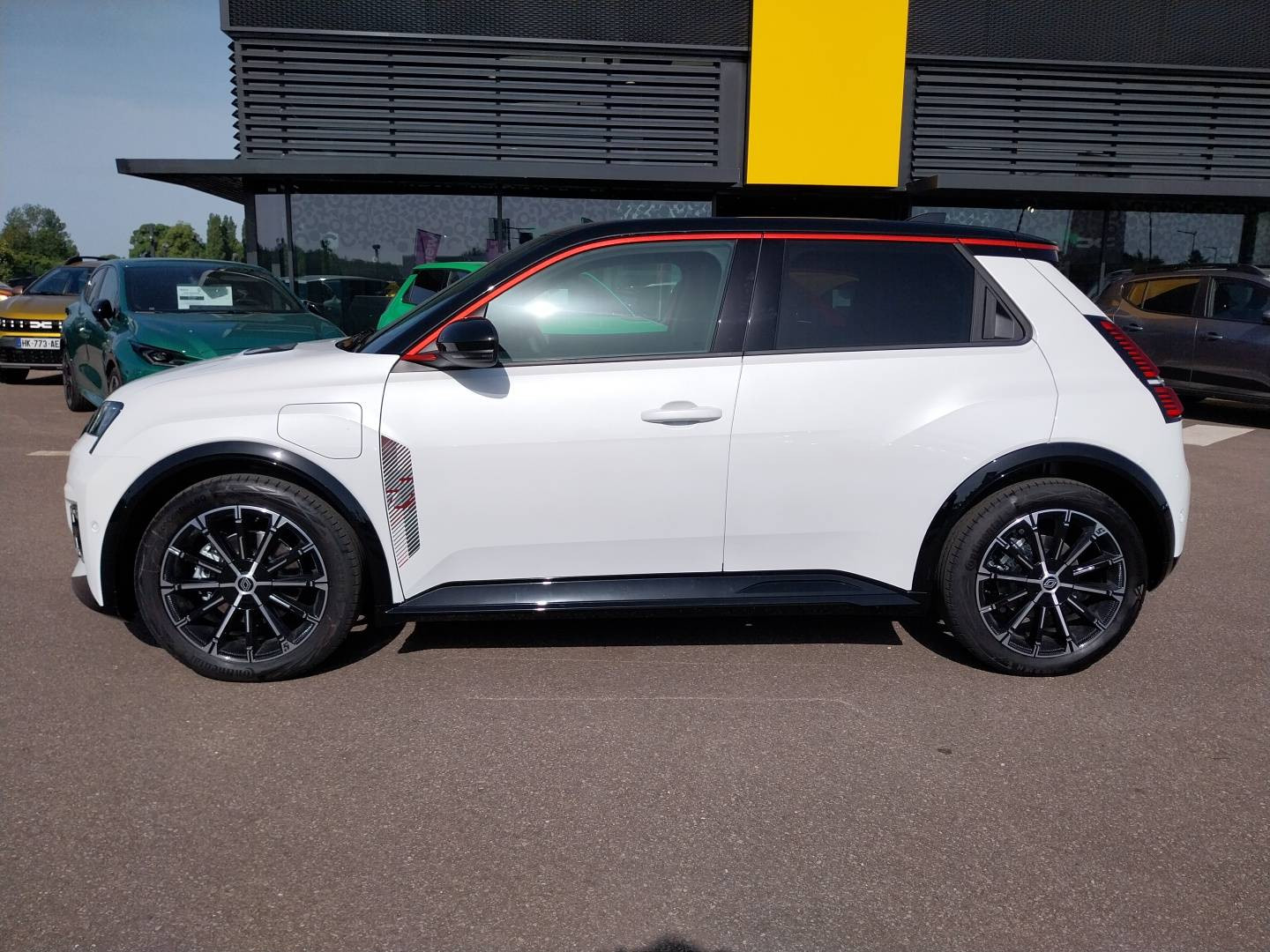 Vente en ligne Renault R5 E-Tech  150 ch autonomie confort au prix de 1 100 €