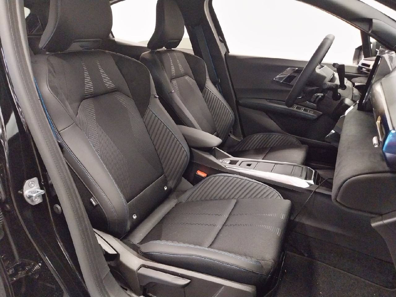 Vente en ligne Renault Clio 6 Clio E-Tech full hybrid 160 ch au prix de 50 000 €