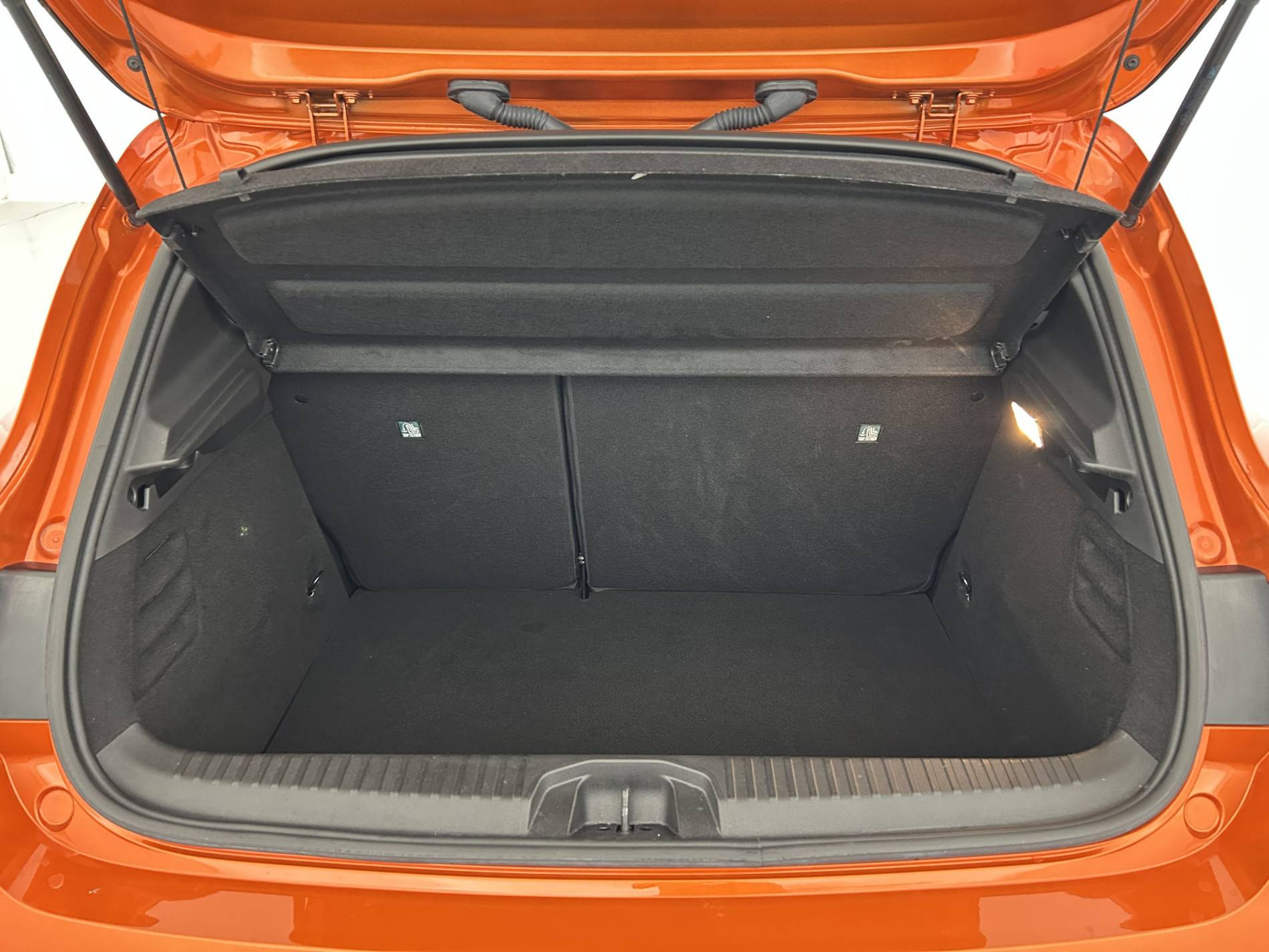Vente en ligne Renault Clio 5 Clio E-Tech full hybrid 145 au prix de 18 990 €