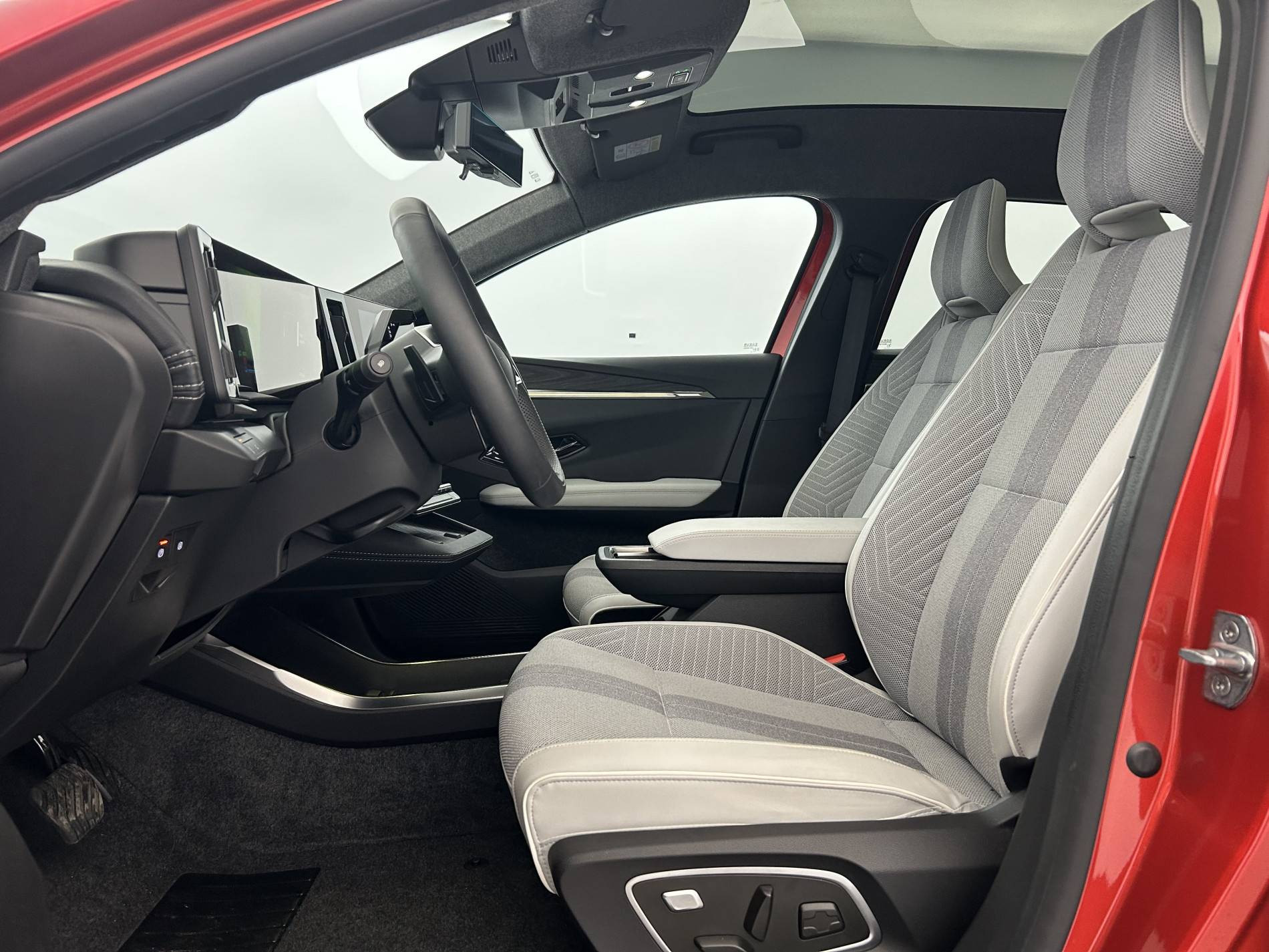 Vente en ligne Renault Scenic E-Tech Scenic E-Tech électrique 220 ch grande autonomie au prix de 37 990 €