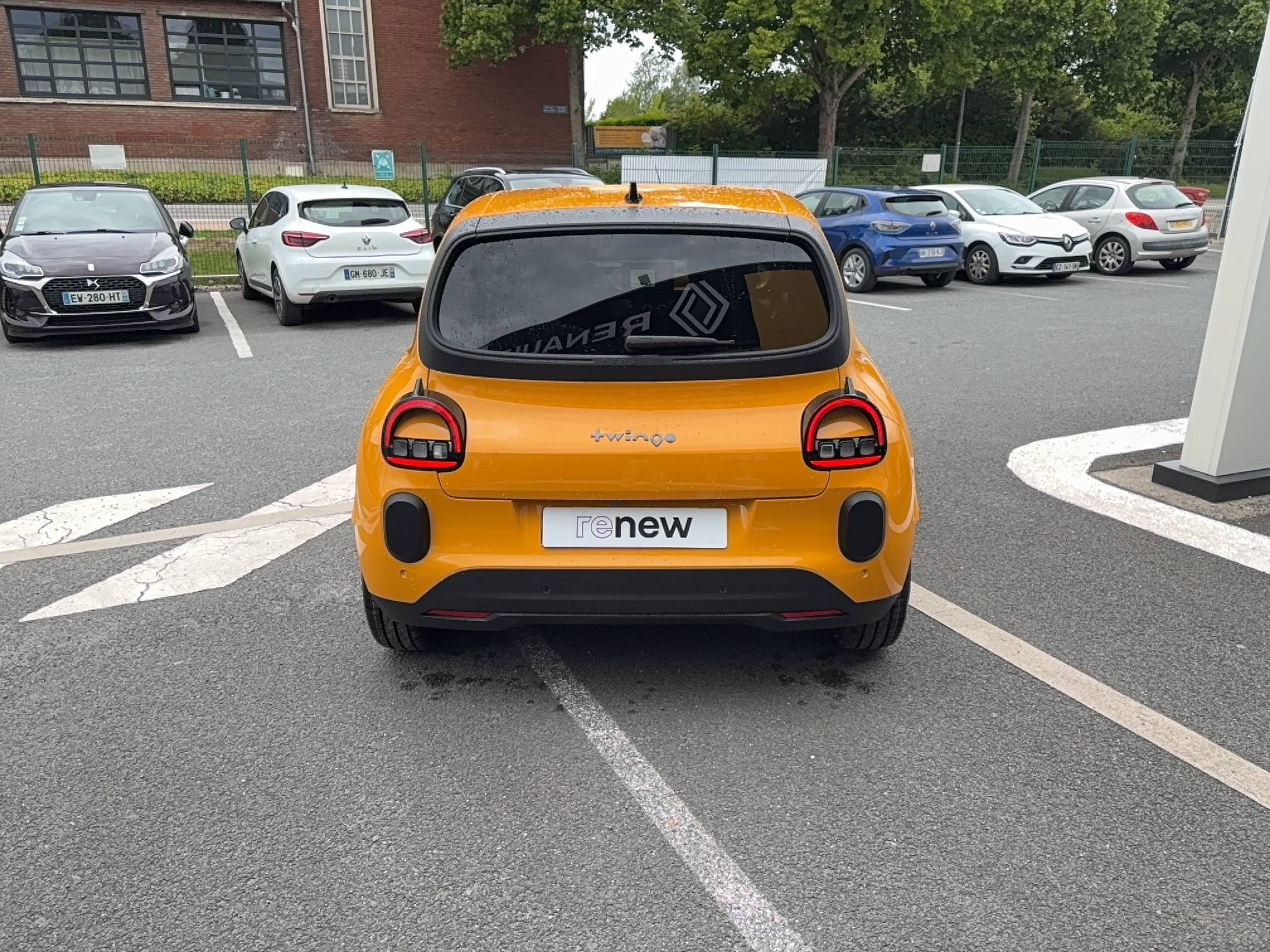 Vente en ligne Renault Twingo Electrique  80 ch autonomie urbaine au prix de 21 990 €