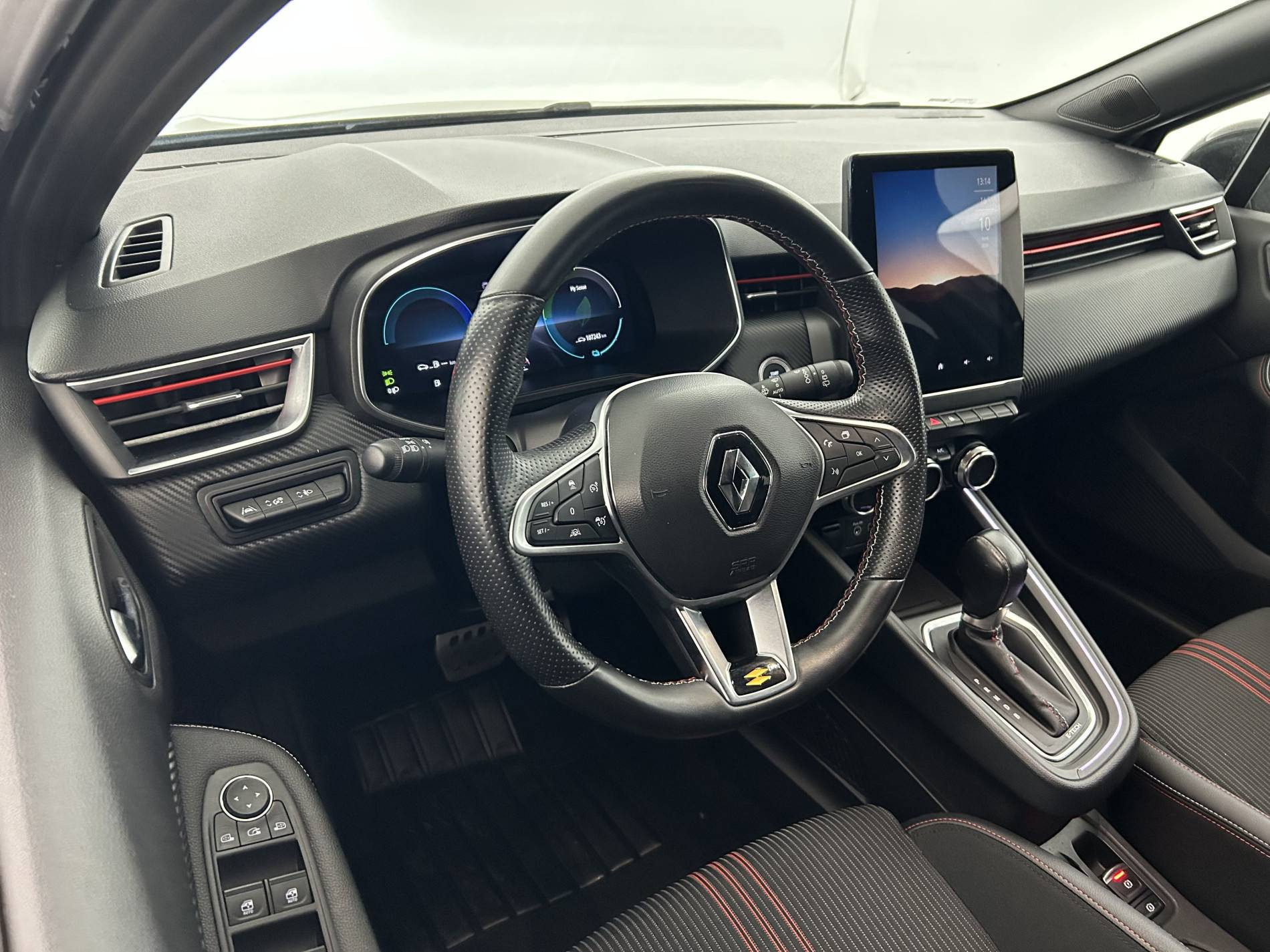 Vente en ligne Renault Clio 5 Clio E-Tech 140 - 21N au prix de 15 000 €