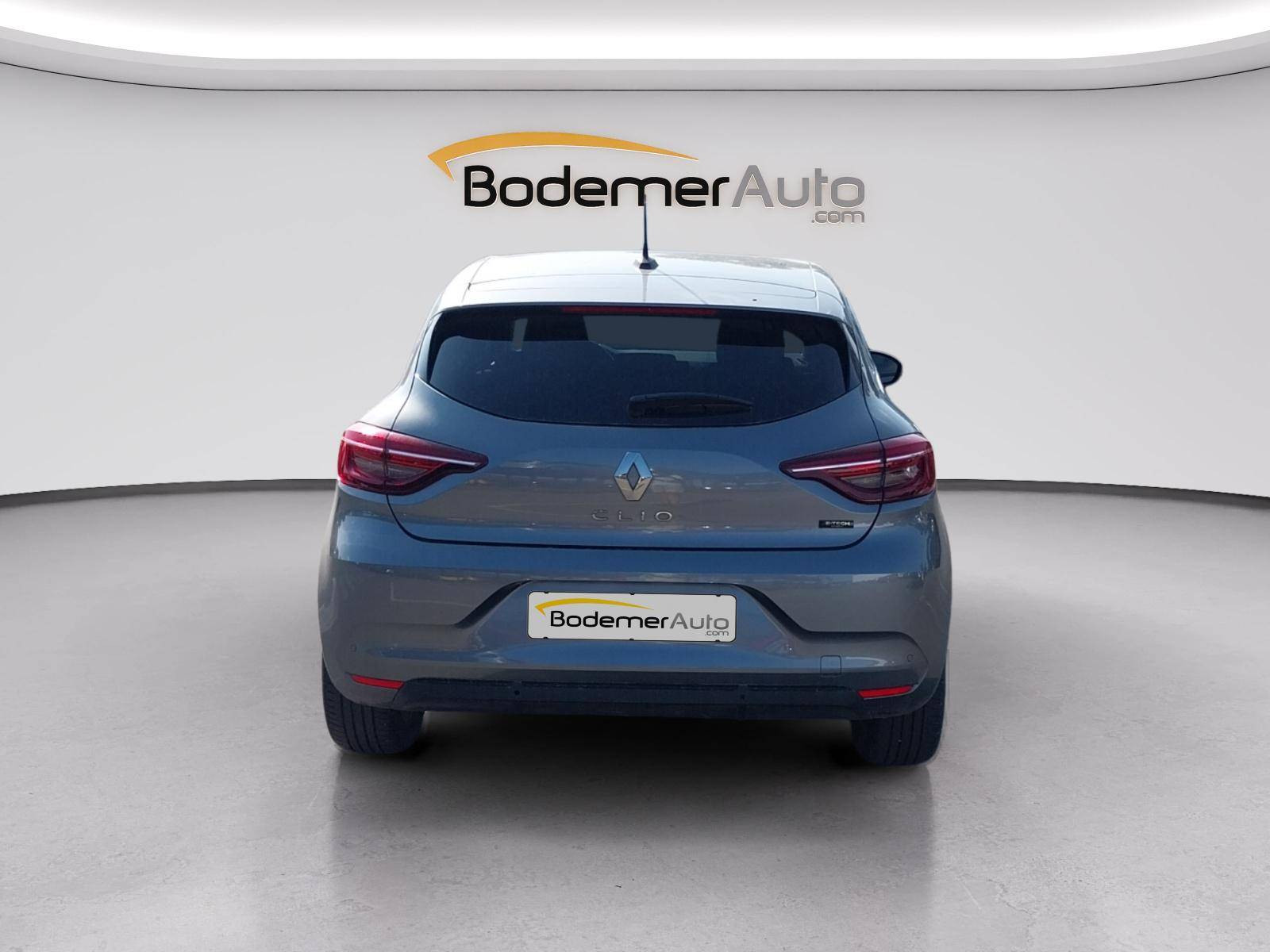 Vente en ligne Renault Clio 5 Clio E-Tech full hybrid 145 au prix de 17 490 €