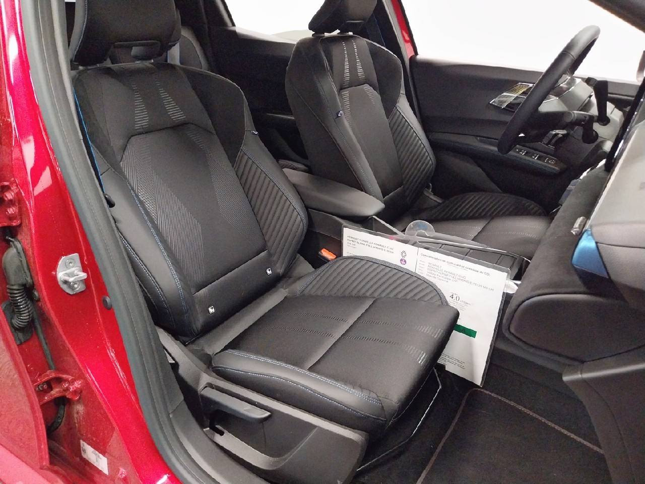 Vente en ligne Renault Clio 6 Clio E-Tech full hybrid 160 ch au prix de 30 800 €