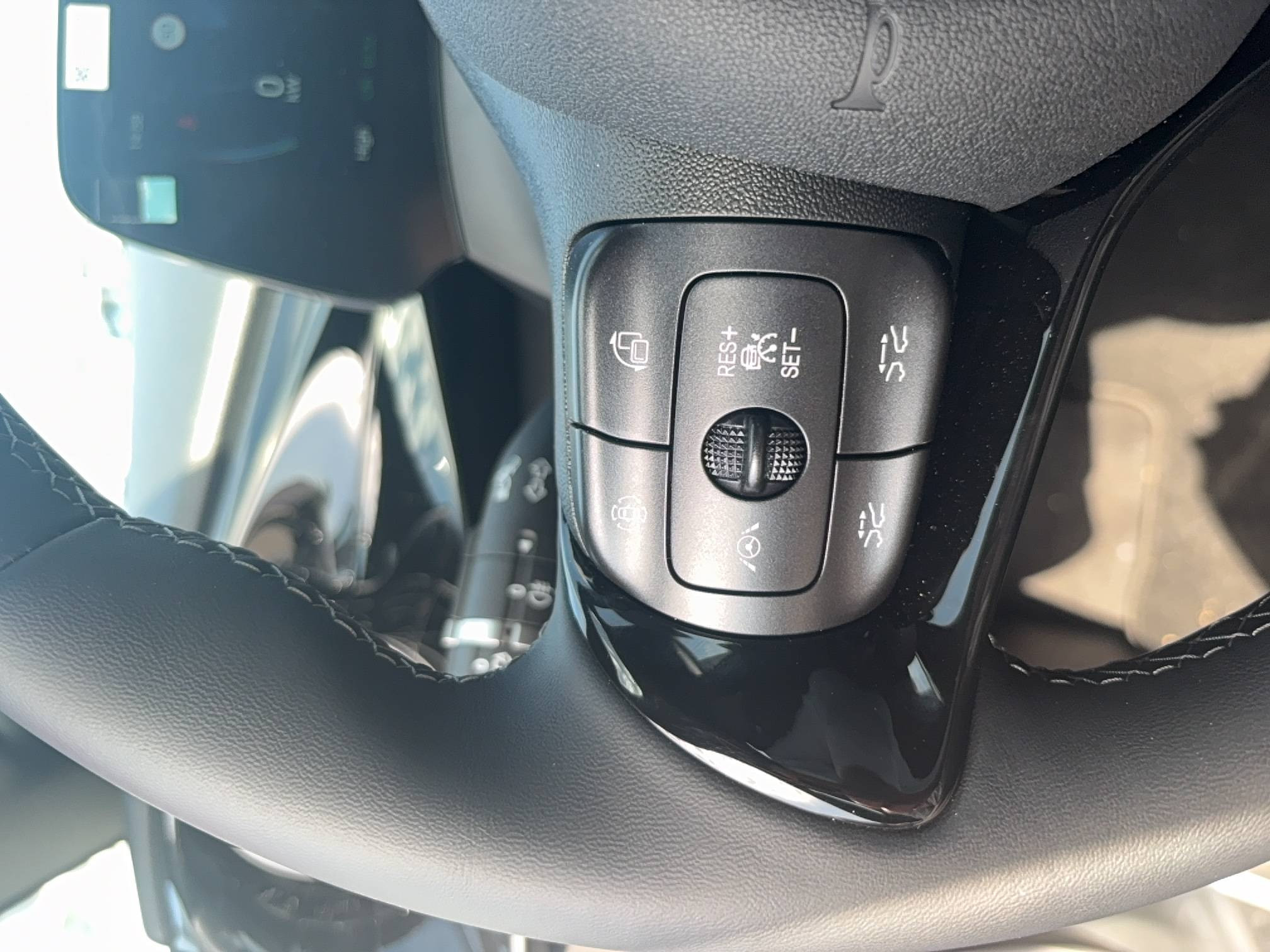 Vente en ligne Byd Dolphin  60,4 kWh 204 ch au prix de 27 590 €