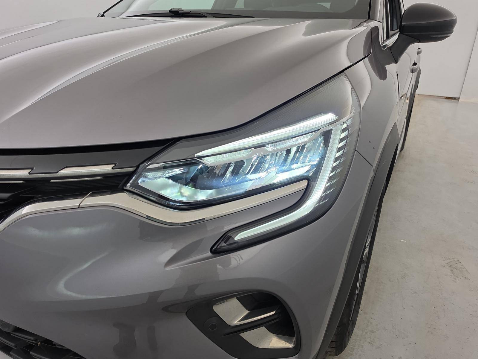 Vente en ligne Renault Captur  mild hybrid 140 au prix de 19 200 €