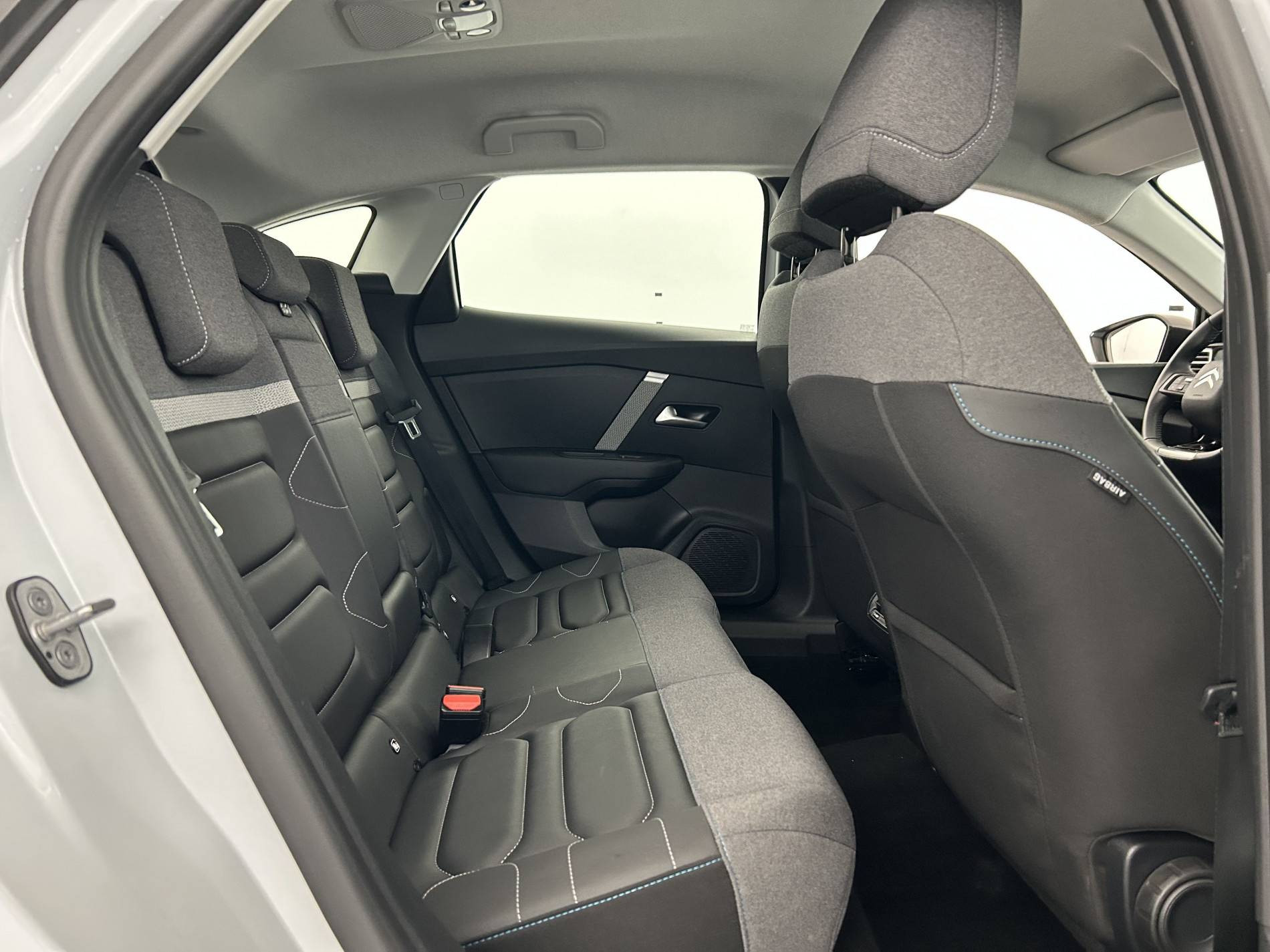 Vente en ligne Citroën C4  Hybride 136 e-DCS6 au prix de 19 990 €
