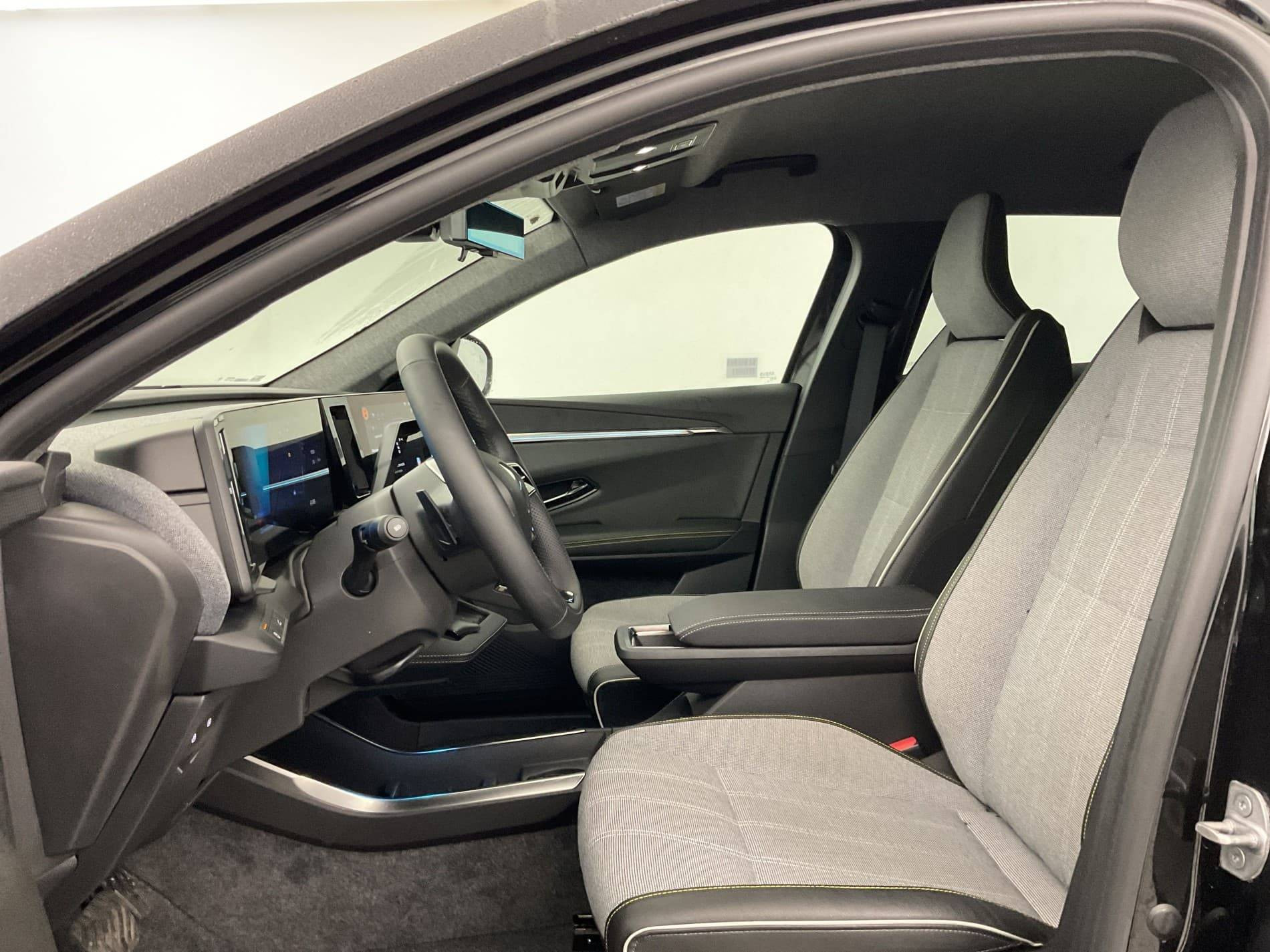 Vente en ligne Renault Scenic E-Tech Scenic E-Tech électrique 220 ch grande autonomie au prix de 37 500 €