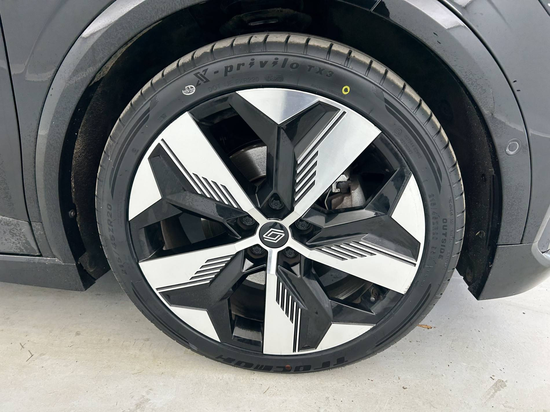 Vente en ligne Renault Megane E-Tech  EV60 220 ch super charge au prix de 23 990 €