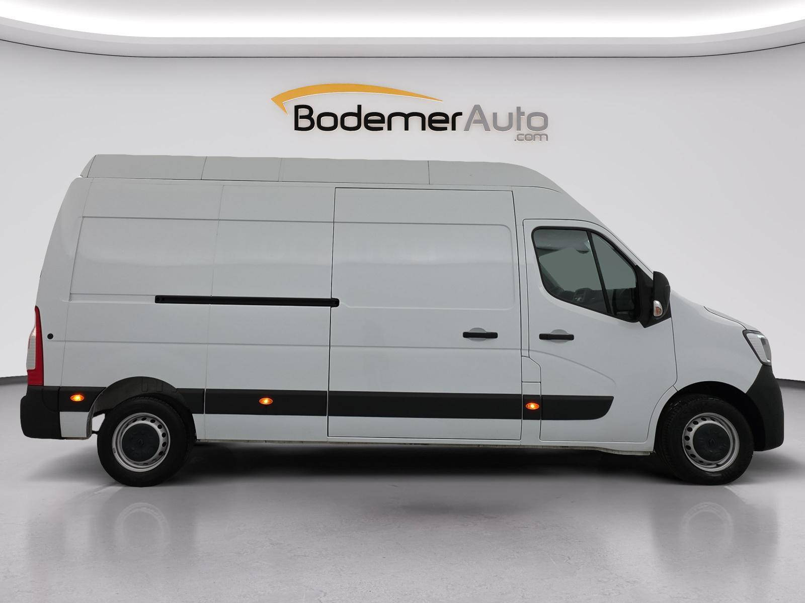 Vente en ligne Renault Master Fourgon MASTER FGN TRAC F3500 L3H3 BLUE DCI 135 au prix de 25 900 €