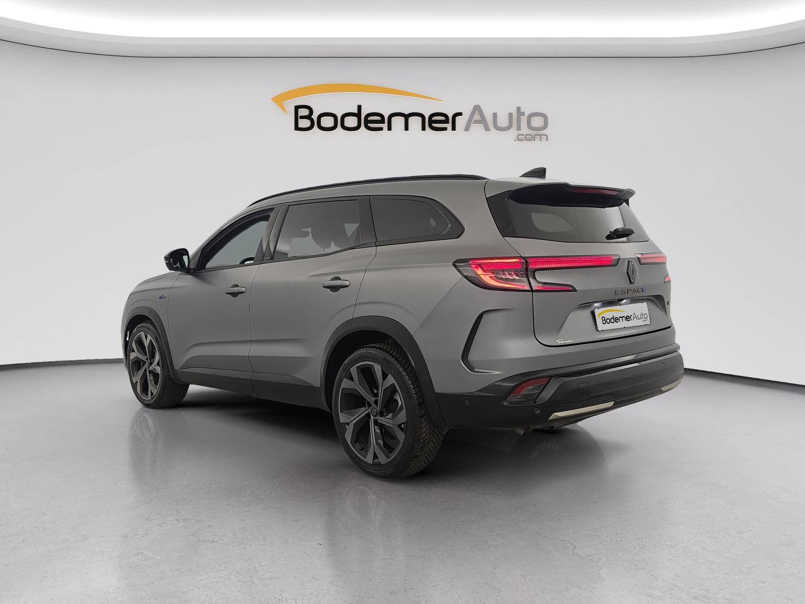 Vente en ligne Renault Espace Espace E-Tech hybrid 200 au prix de 32 490 €