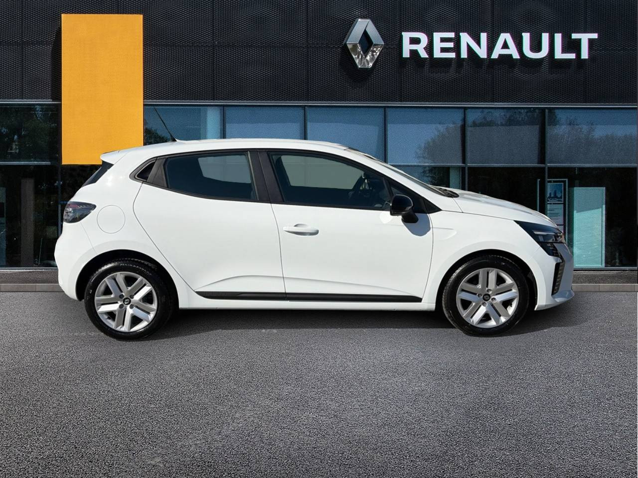 Vente en ligne Renault Clio 5 Clio SCe 65 ch GSR2 au prix de 14 990 €