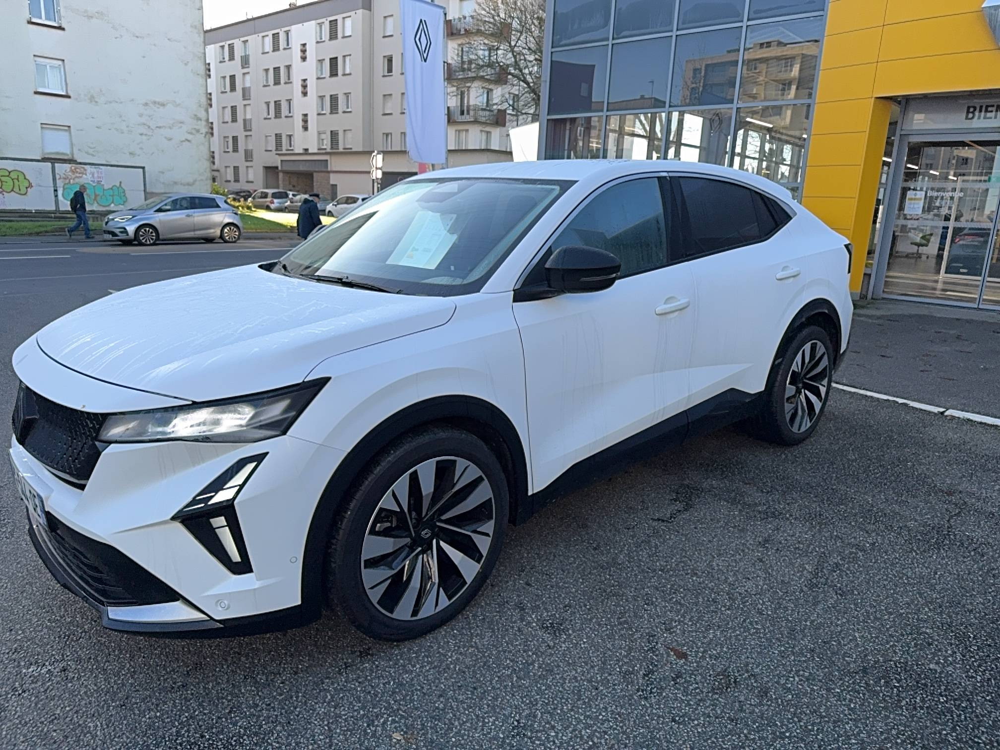 Renault Rafale  E-Tech full hybrid 200ch occasion de 2025 en vente à Brest