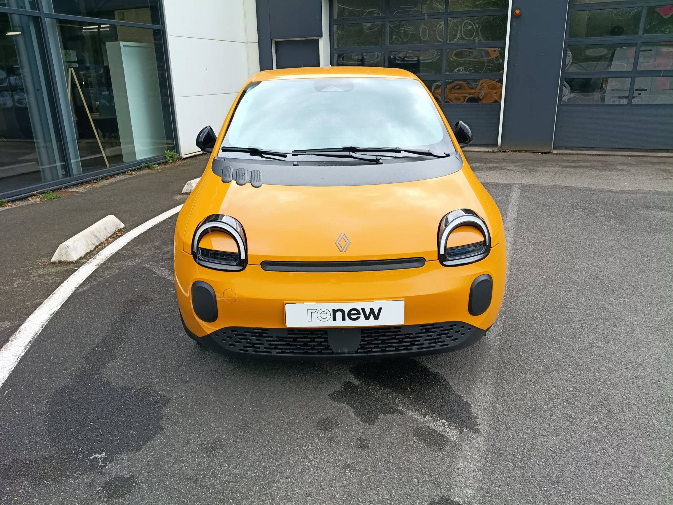 Vente en ligne Renault Twingo Electrique  80 ch autonomie urbaine au prix de 21 490 €