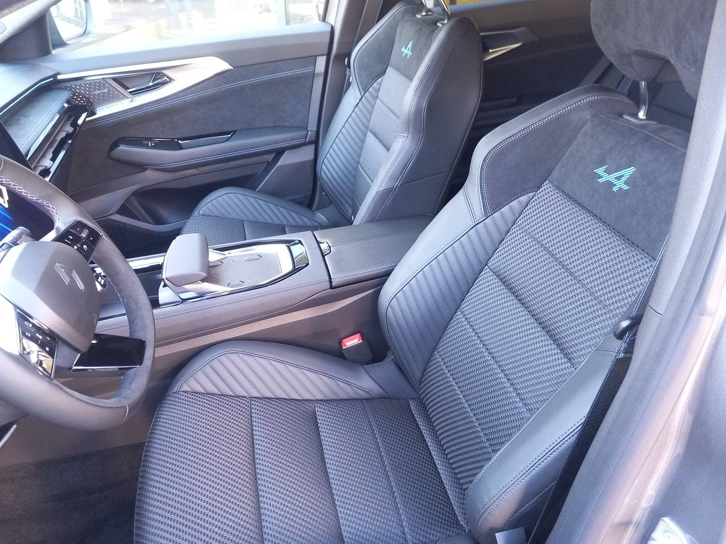 Vente en ligne Renault Austral  full hybrid E-Tech 200 ch au prix de 42 990 €