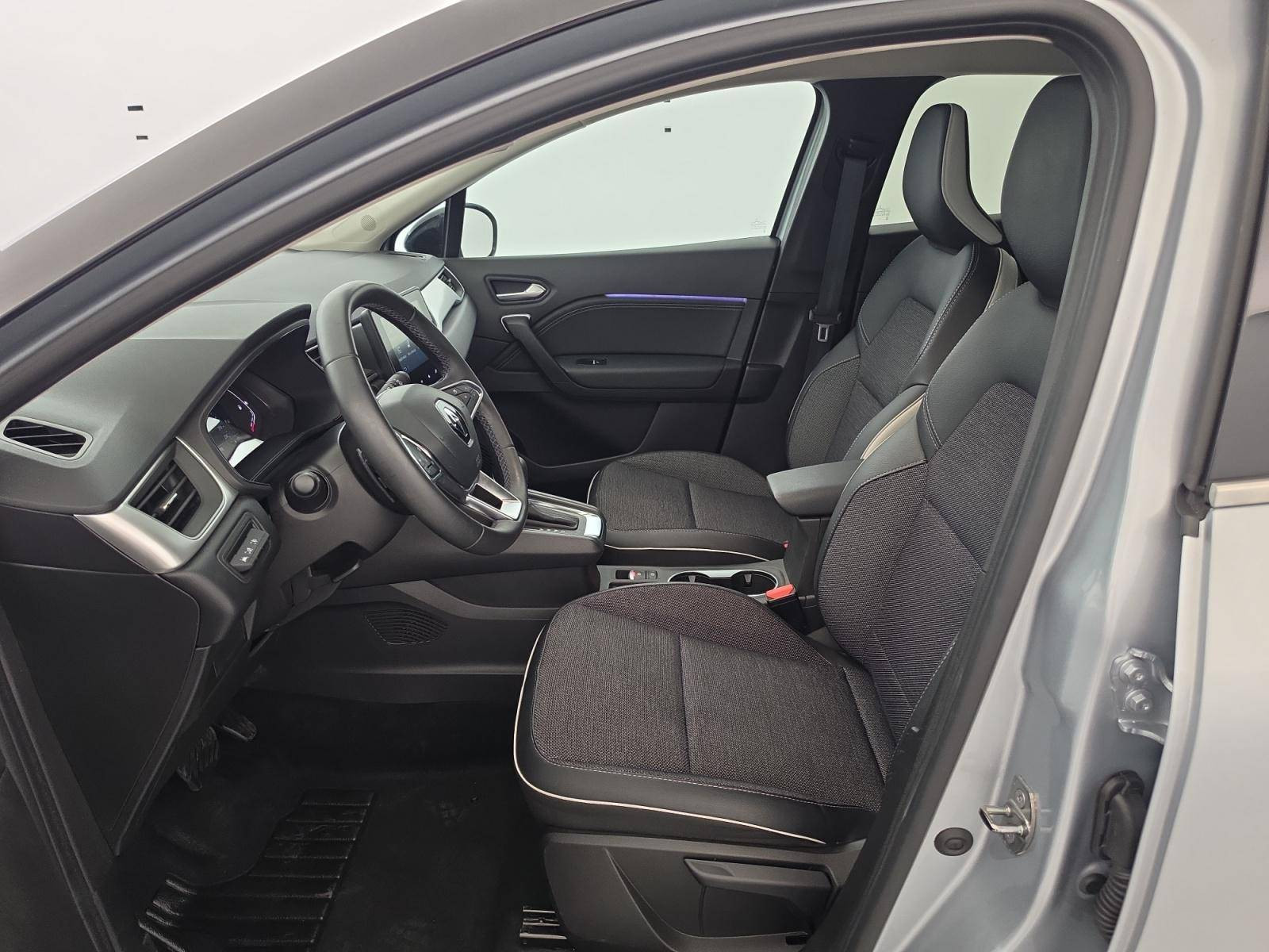 Vente en ligne Renault Captur  mild hybrid 160 EDC au prix de 20 990 €