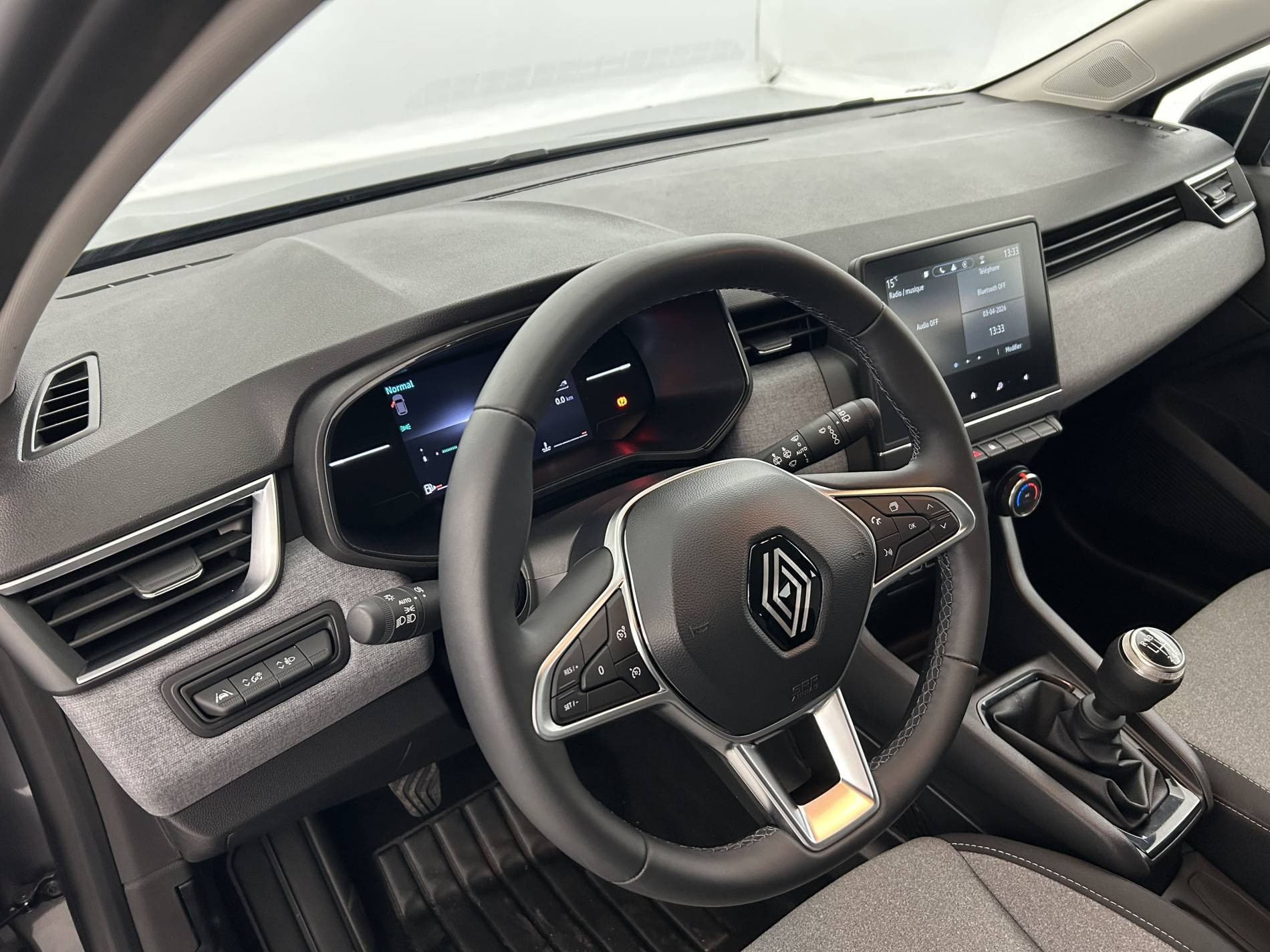 Vente en ligne Renault Clio 5 Clio TCe 90 au prix de 15 990 €