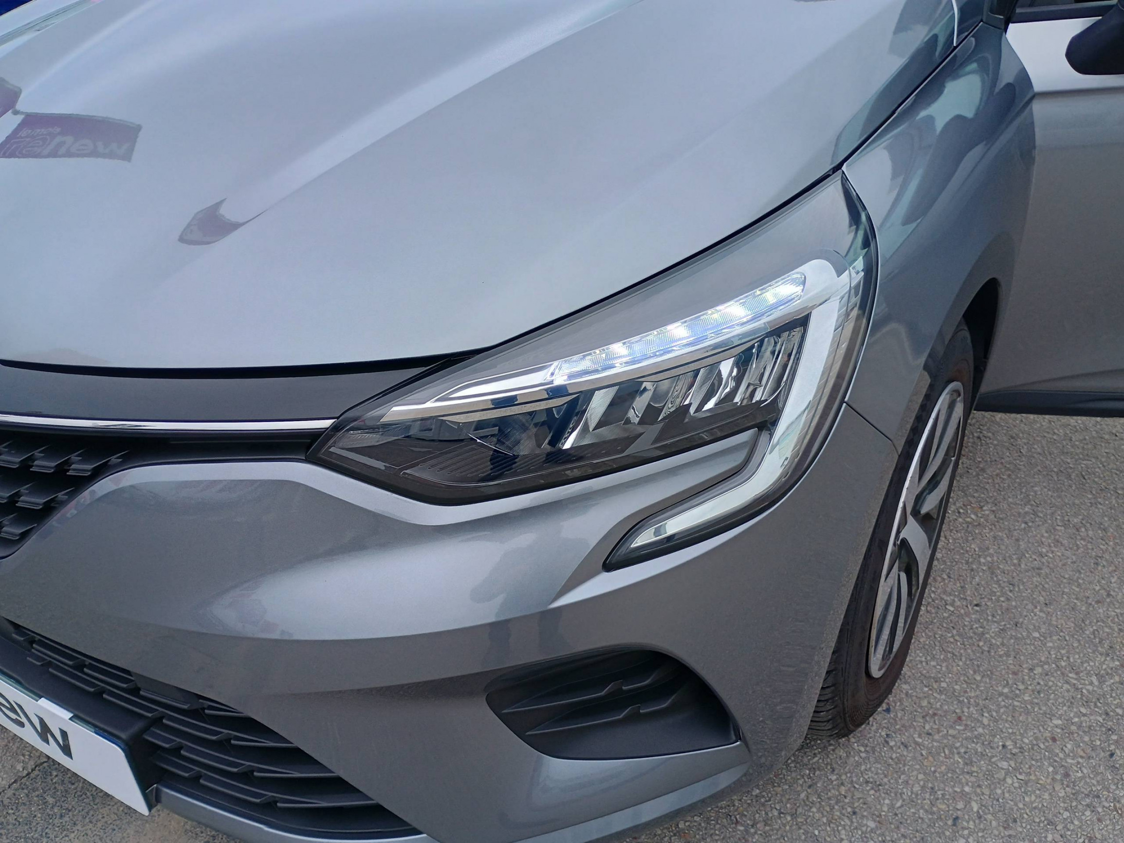 Vente en ligne Renault Clio 5 Clio TCe 90 au prix de 13 790 €