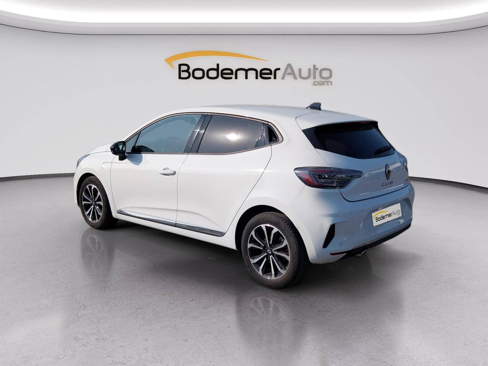 Vente en ligne Renault Clio 5 Clio TCe 90 au prix de 17 000 €
