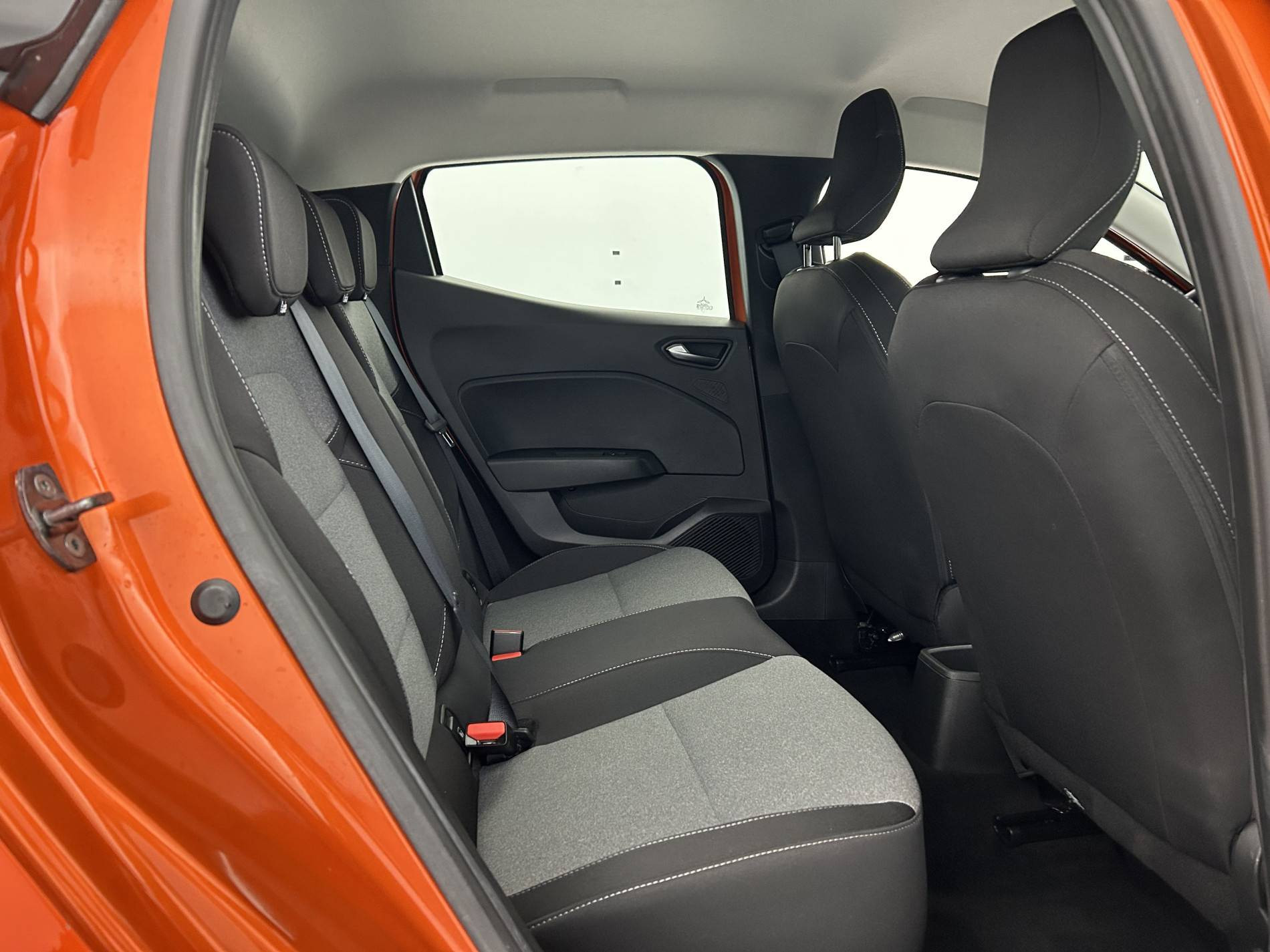 Vente en ligne Renault Clio 5 Clio TCe 90 au prix de 15 490 €