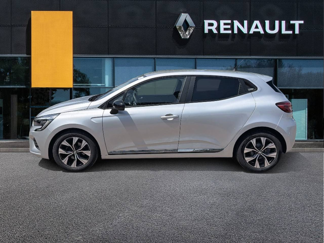 Vente en ligne Renault Clio 5 Clio TCe 90 au prix de 13 990 €