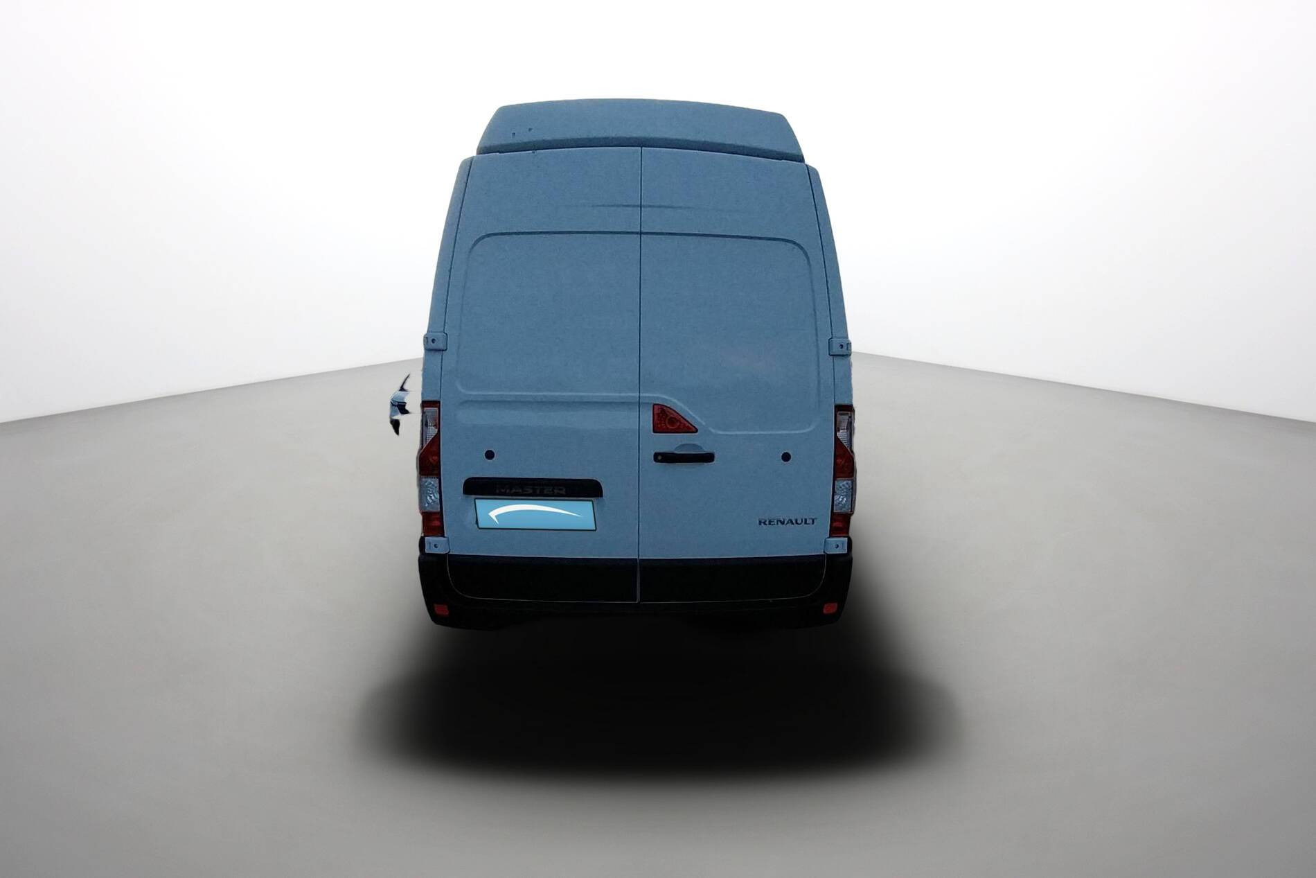 Vente en ligne Renault Master Fourgon MASTER FGN TRAC F3500 L3H3 BLUE DCI 135 au prix de 29 490 €