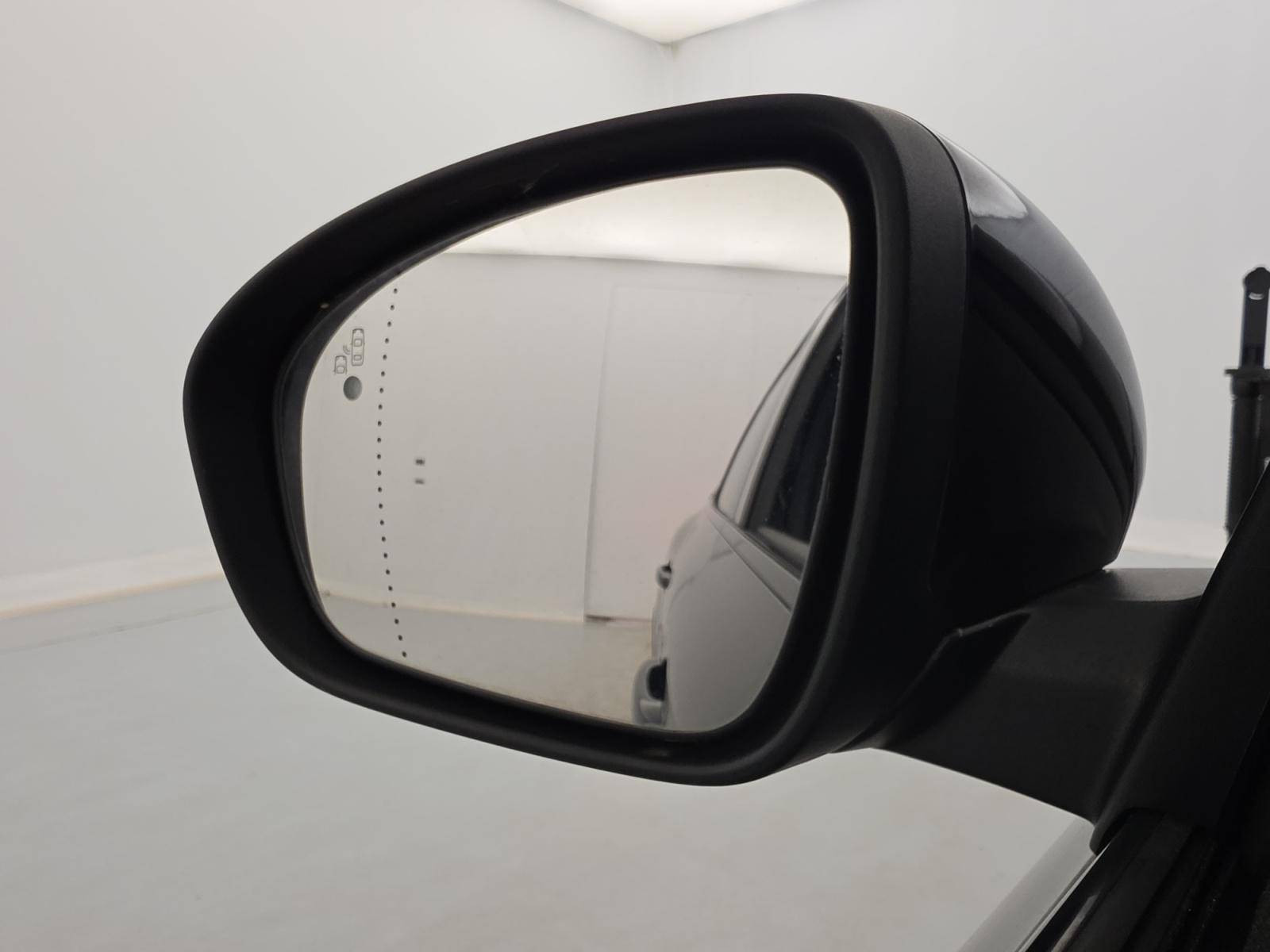 Vente en ligne Renault Arkana  E-Tech hybride 145 au prix de 21 990 €