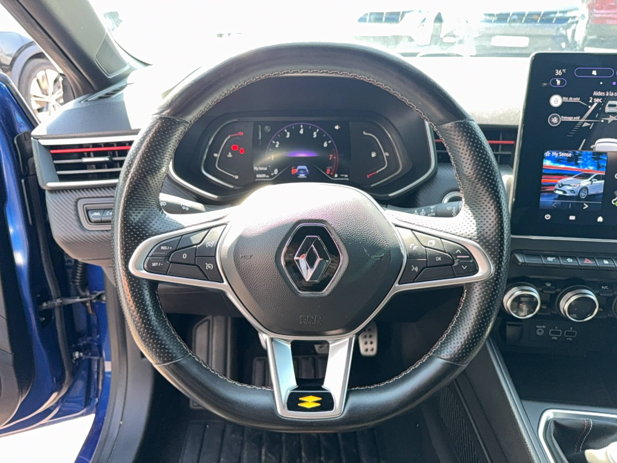 Vente en ligne Renault Clio 5 Clio TCe 140 - 21 au prix de 15 540 €